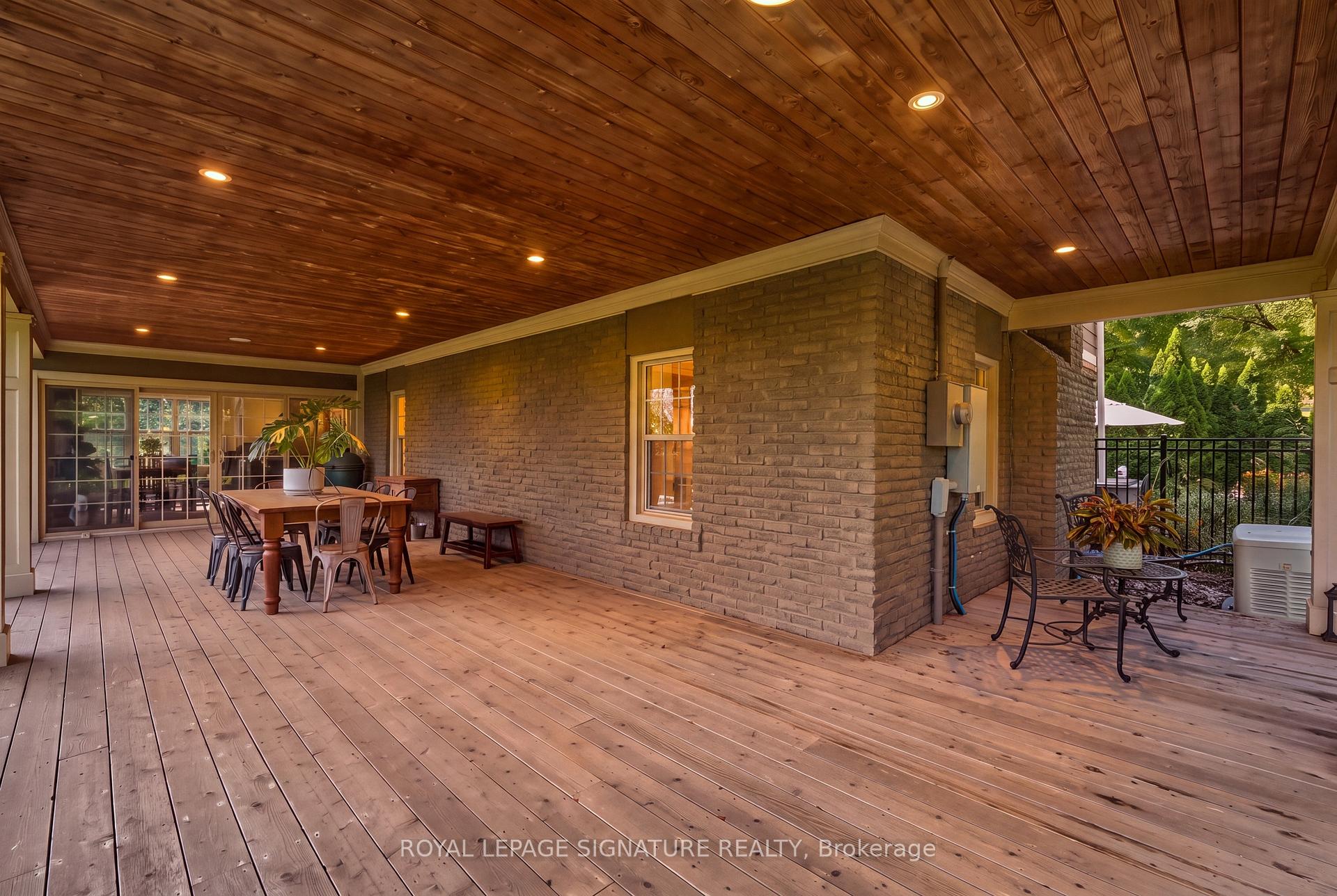 Photo 37 of 5062 Walkers Line, Burlington, Rural Burlington — HOMEH