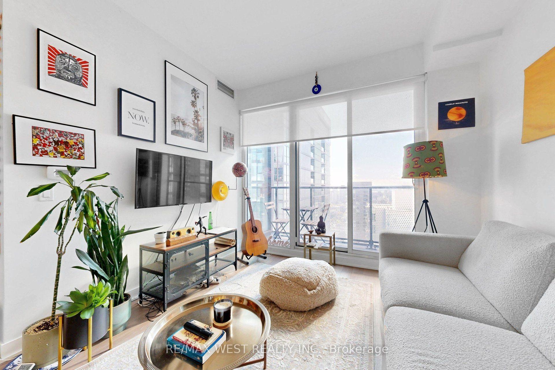 Photo 17 of Unit 4507, 115 Blue Jays Way, Toronto, Waterfront Communities — HOMEH