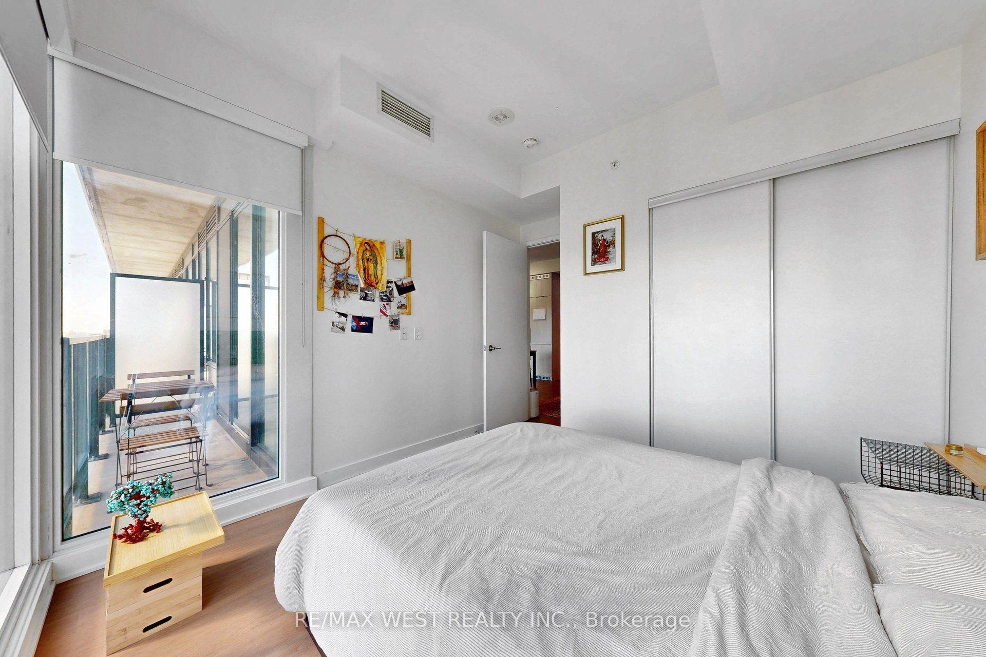Photo 24 of Unit 4507, 115 Blue Jays Way, Toronto, Waterfront Communities — HOMEH