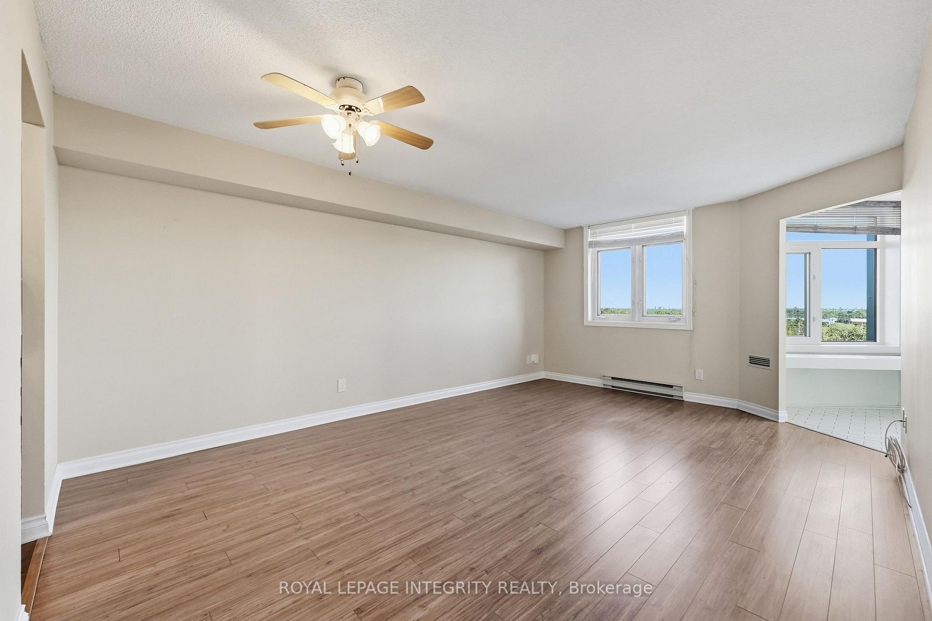 Photo 3 of Unit 808, 1025 Grenon Avenue, Ottawa, Fairfield Heights — HOMEH