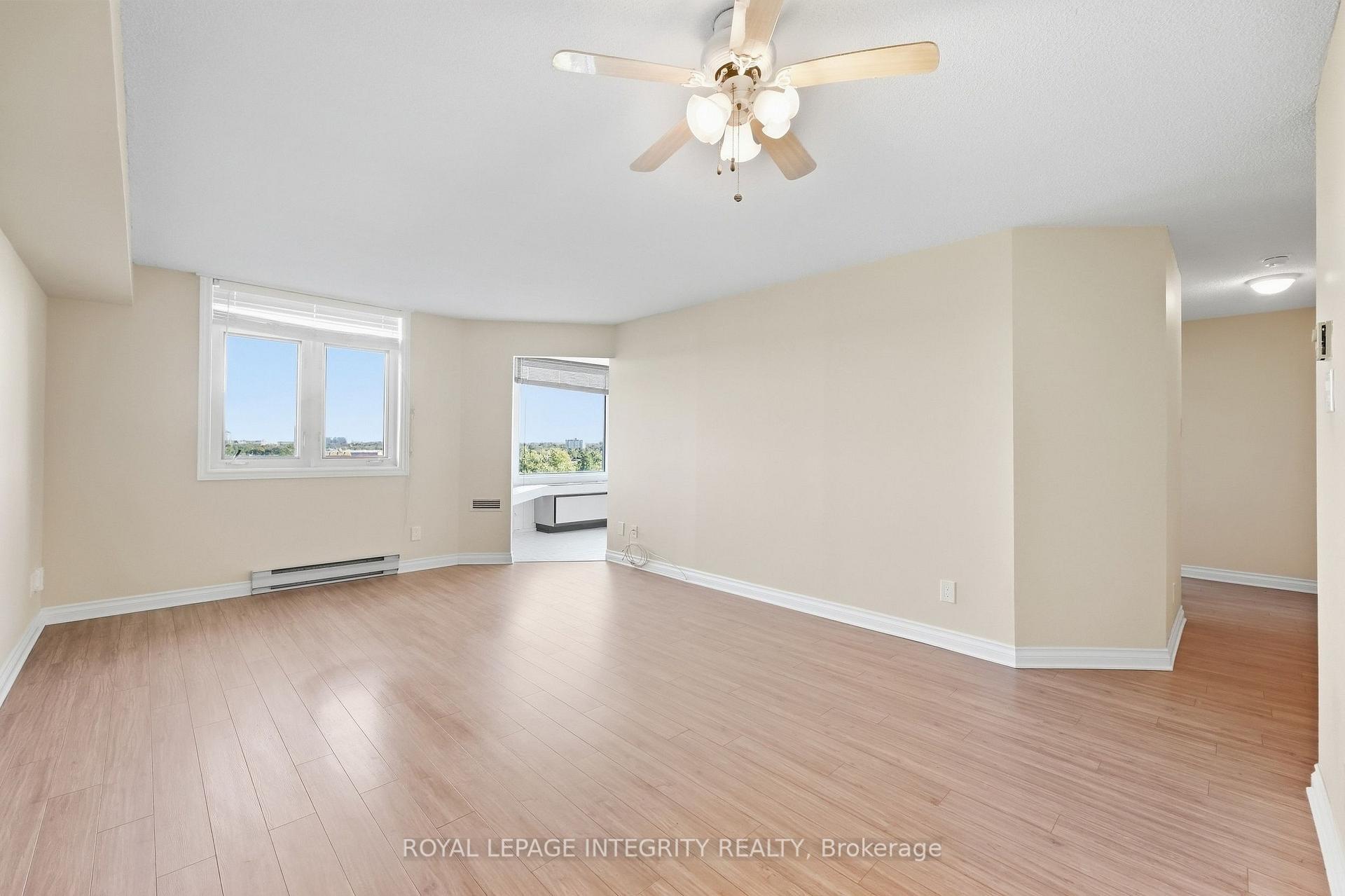 Photo 4 of Unit 808, 1025 Grenon Avenue, Ottawa, Fairfield Heights — HOMEH