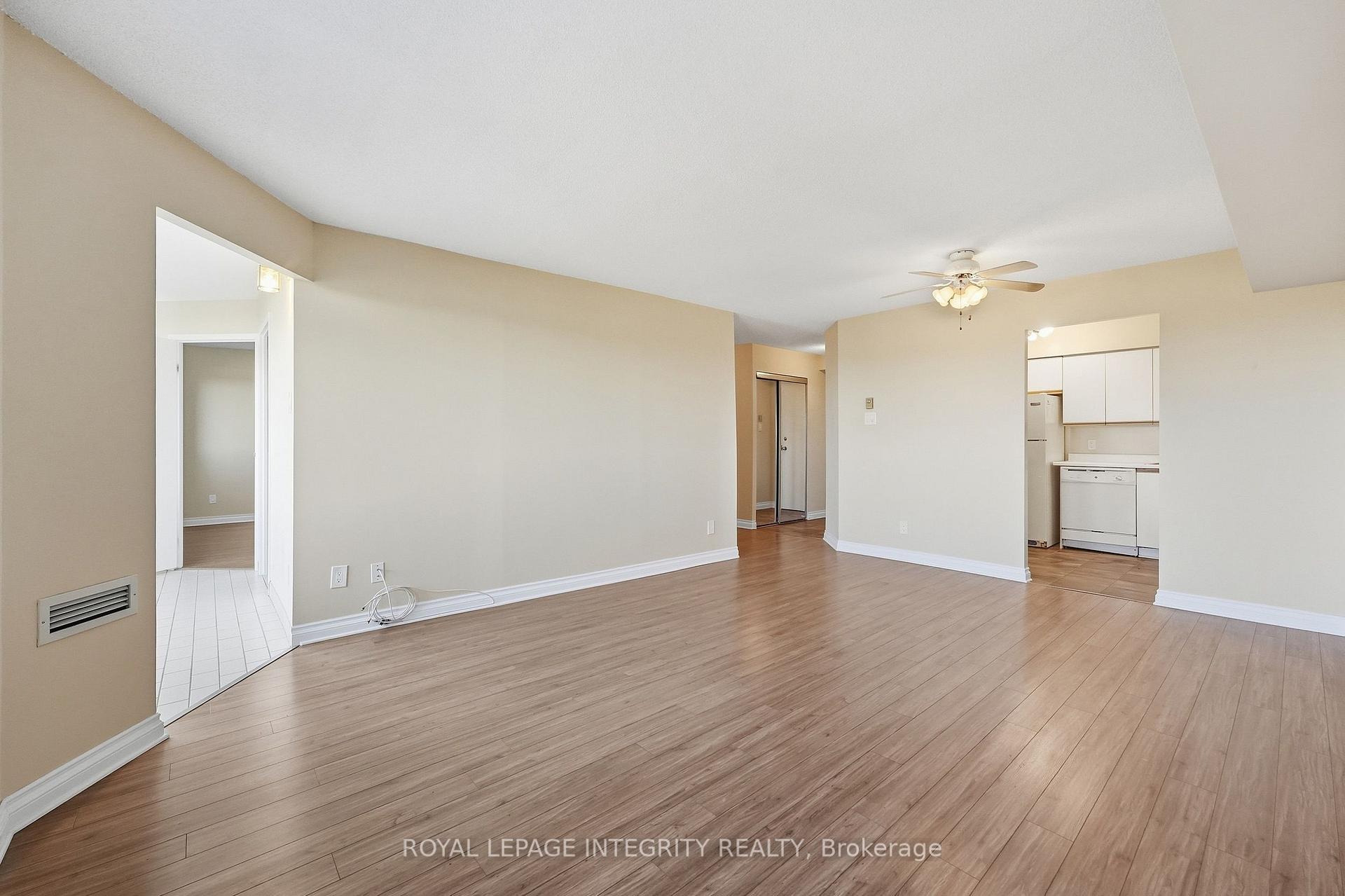 Photo 5 of Unit 808, 1025 Grenon Avenue, Ottawa, Fairfield Heights — HOMEH