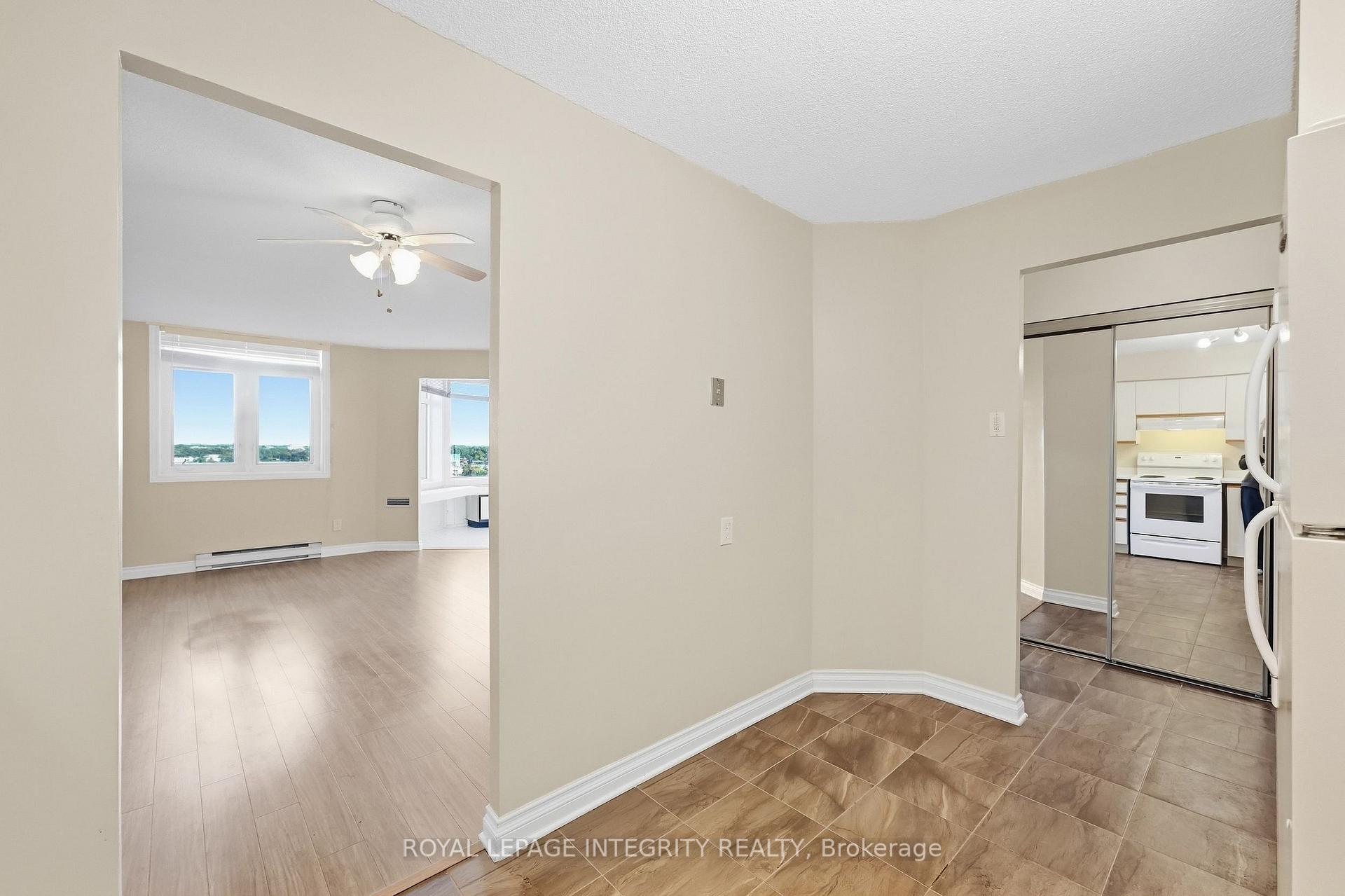 Photo 9 of Unit 808, 1025 Grenon Avenue, Ottawa, Fairfield Heights — HOMEH