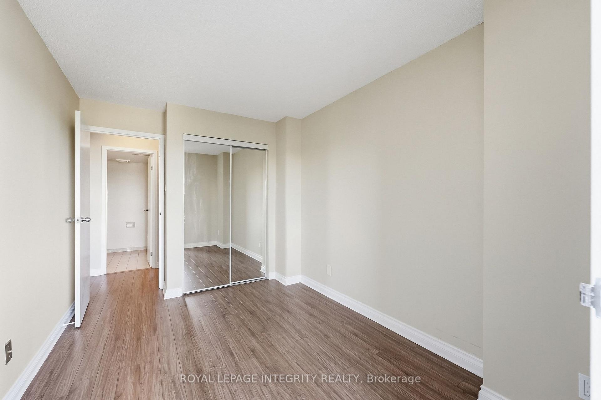 Photo 13 of Unit 808, 1025 Grenon Avenue, Ottawa, Fairfield Heights — HOMEH