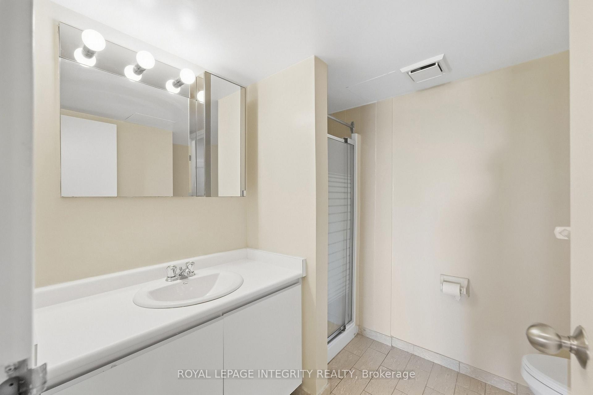 Photo 20 of Unit 808, 1025 Grenon Avenue, Ottawa, Fairfield Heights — HOMEH