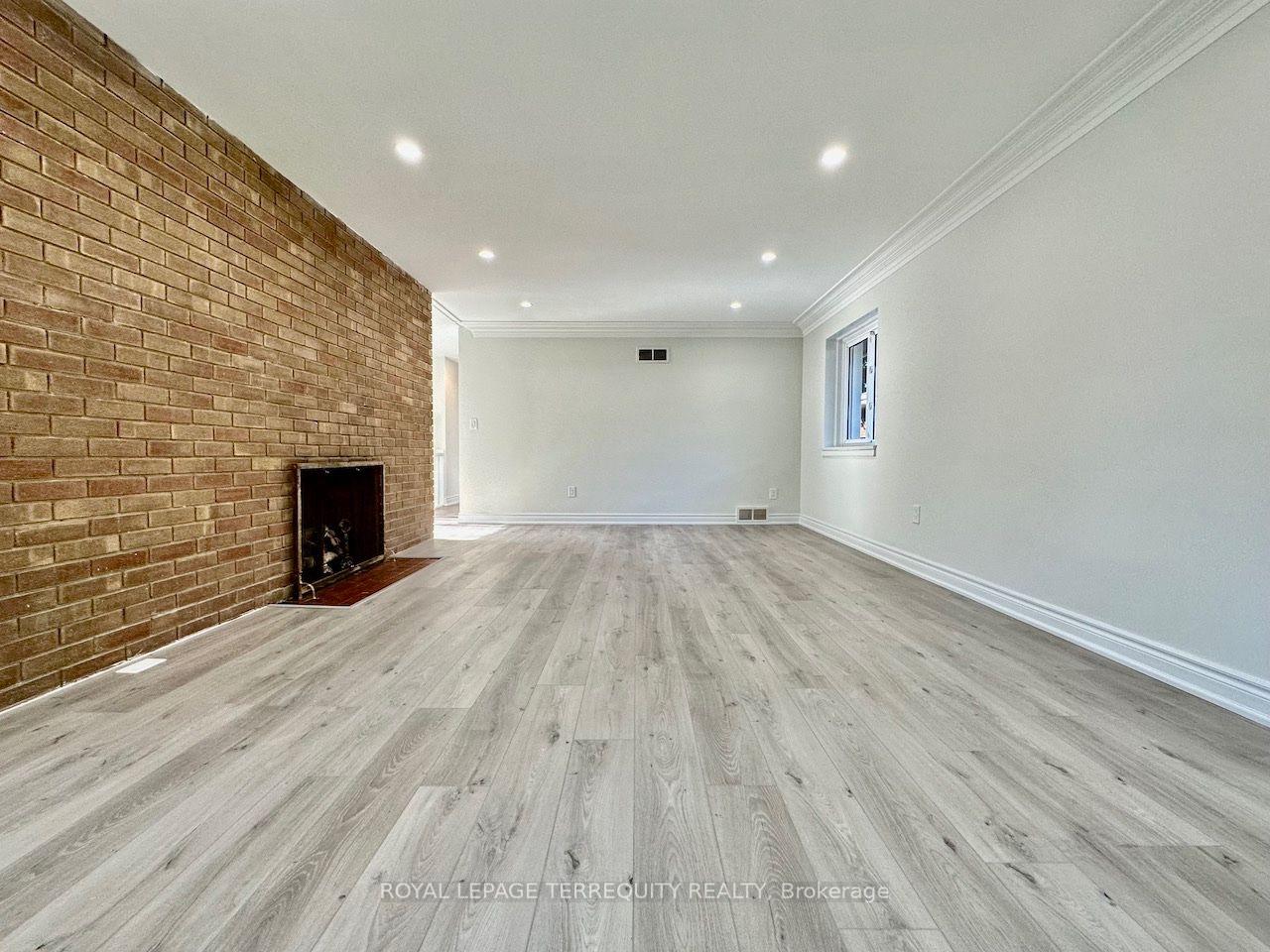Photo 7 of Unit Main Level, 21 Janet Boulevard, Scarborough, Wexford-Maryvale — HOMEH