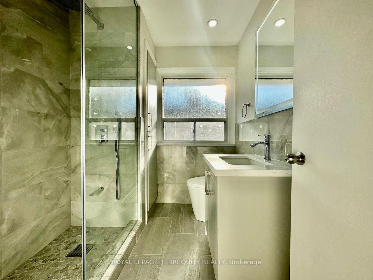 Photo 13 of Unit Main Level, 21 Janet Boulevard, Scarborough, Wexford-Maryvale — HOMEH