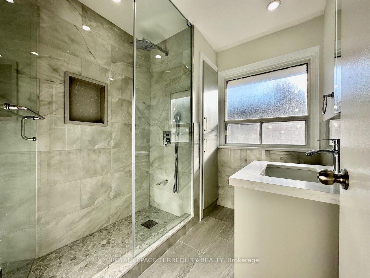 Photo 14 of Unit Main Level, 21 Janet Boulevard, Scarborough, Wexford-Maryvale — HOMEH