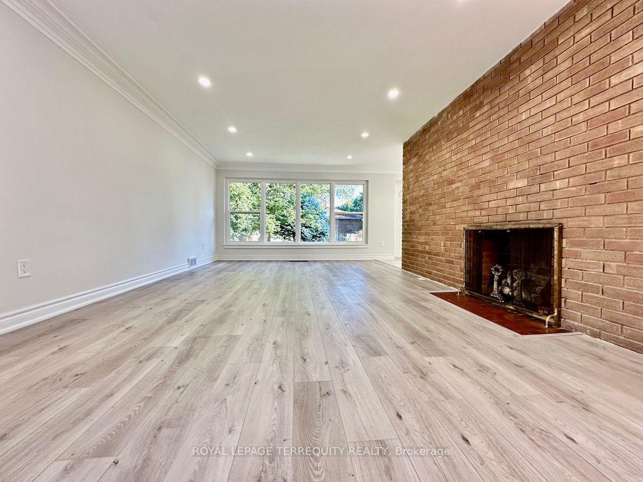 Photo 20 of Unit Main Level, 21 Janet Boulevard, Scarborough, Wexford-Maryvale — HOMEH