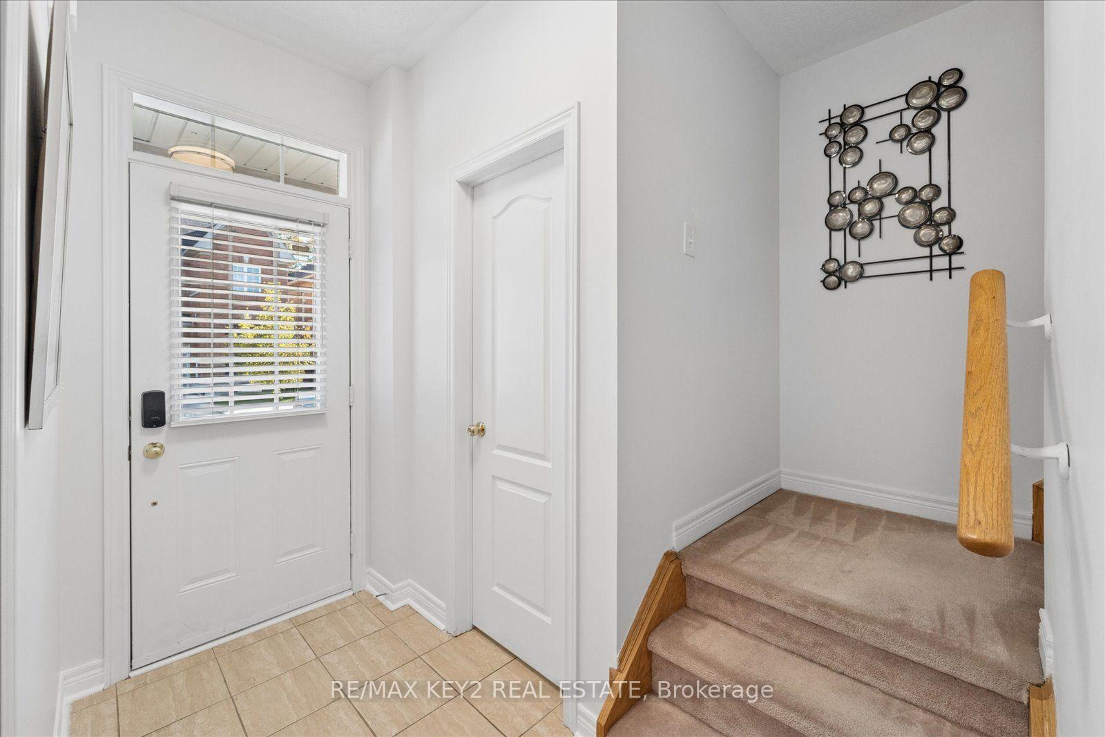 Photo 4 of 2458 Earl Grey Avenue, Pickering, Duffin Heights — HOMEH