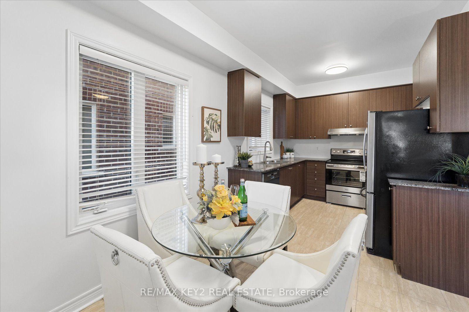 Photo 8 of 2458 Earl Grey Avenue, Pickering, Duffin Heights — HOMEH