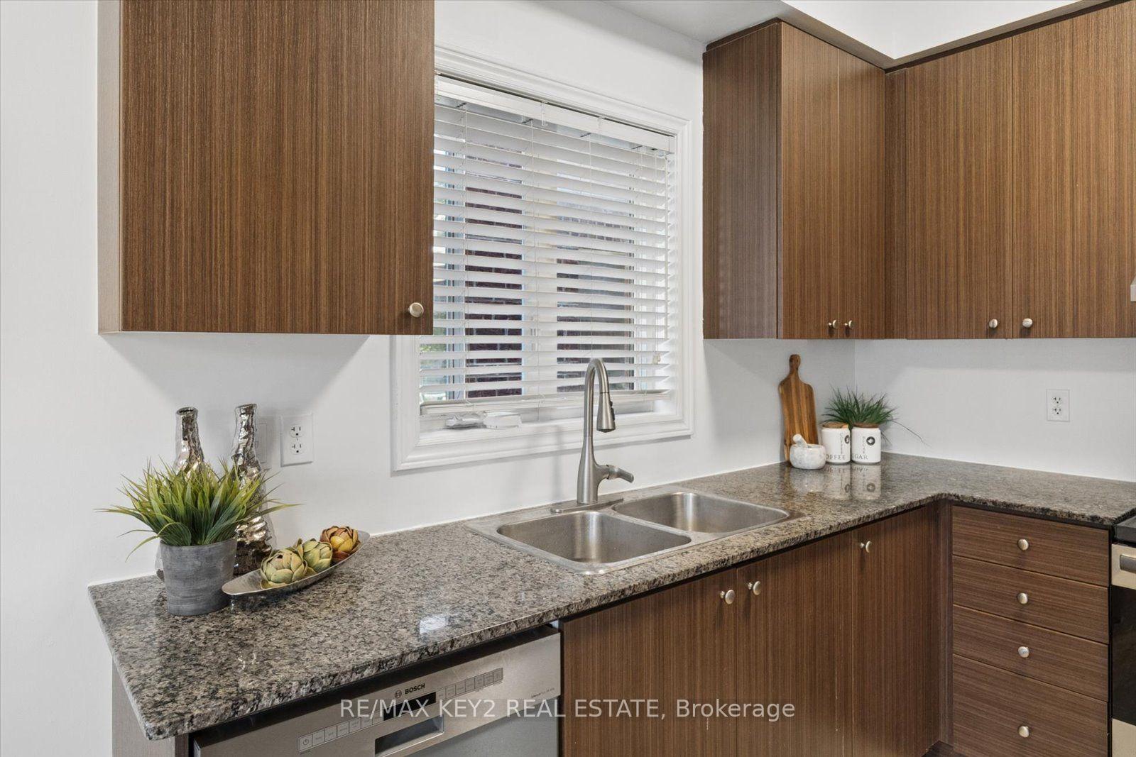 Photo 13 of 2458 Earl Grey Avenue, Pickering, Duffin Heights — HOMEH