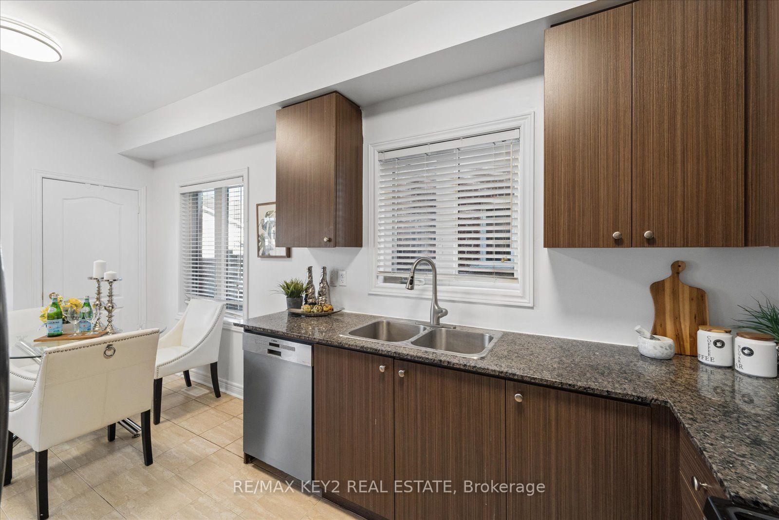 Photo 14 of 2458 Earl Grey Avenue, Pickering, Duffin Heights — HOMEH