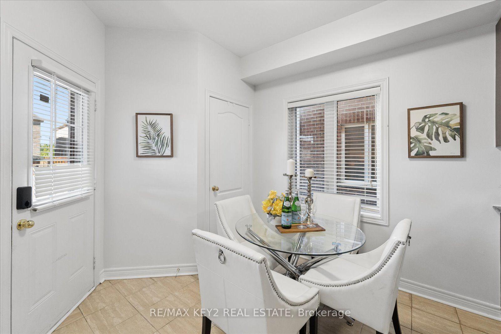 Photo 15 of 2458 Earl Grey Avenue, Pickering, Duffin Heights — HOMEH