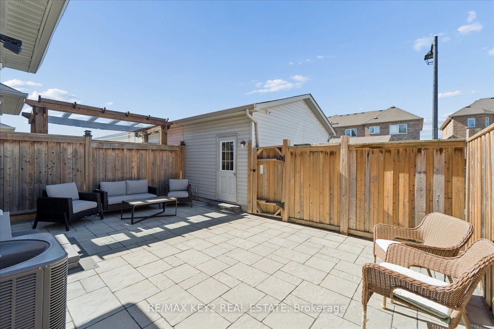 Photo 38 of 2458 Earl Grey Avenue, Pickering, Duffin Heights — HOMEH