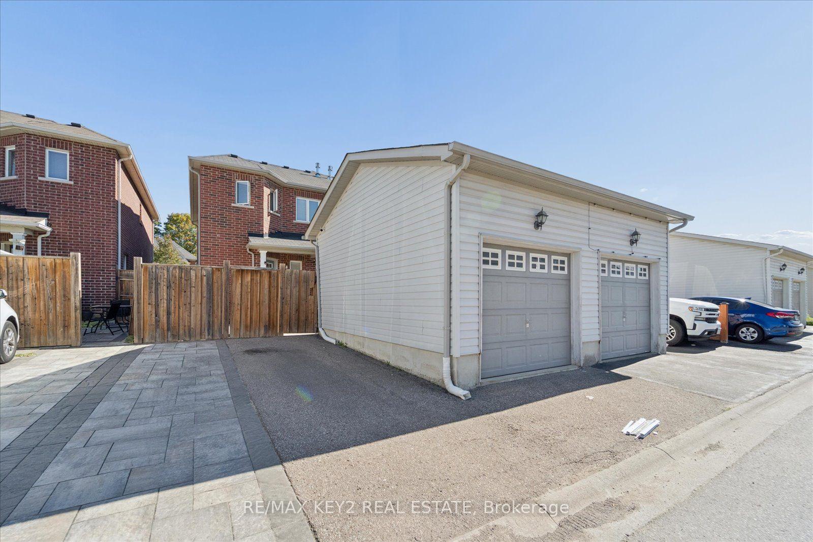 Photo 40 of 2458 Earl Grey Avenue, Pickering, Duffin Heights — HOMEH