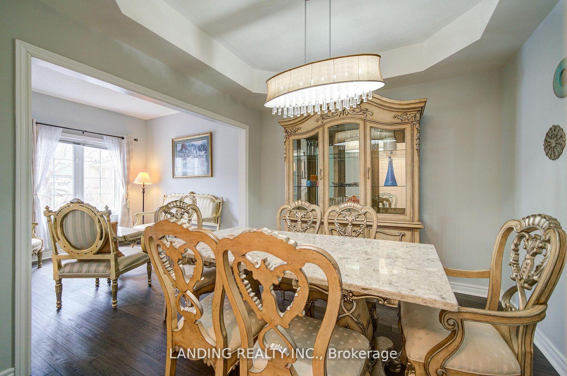 Photo 8 of 36 John Gary Drive, Markham, Village Green-South Unionville — HOMEH
