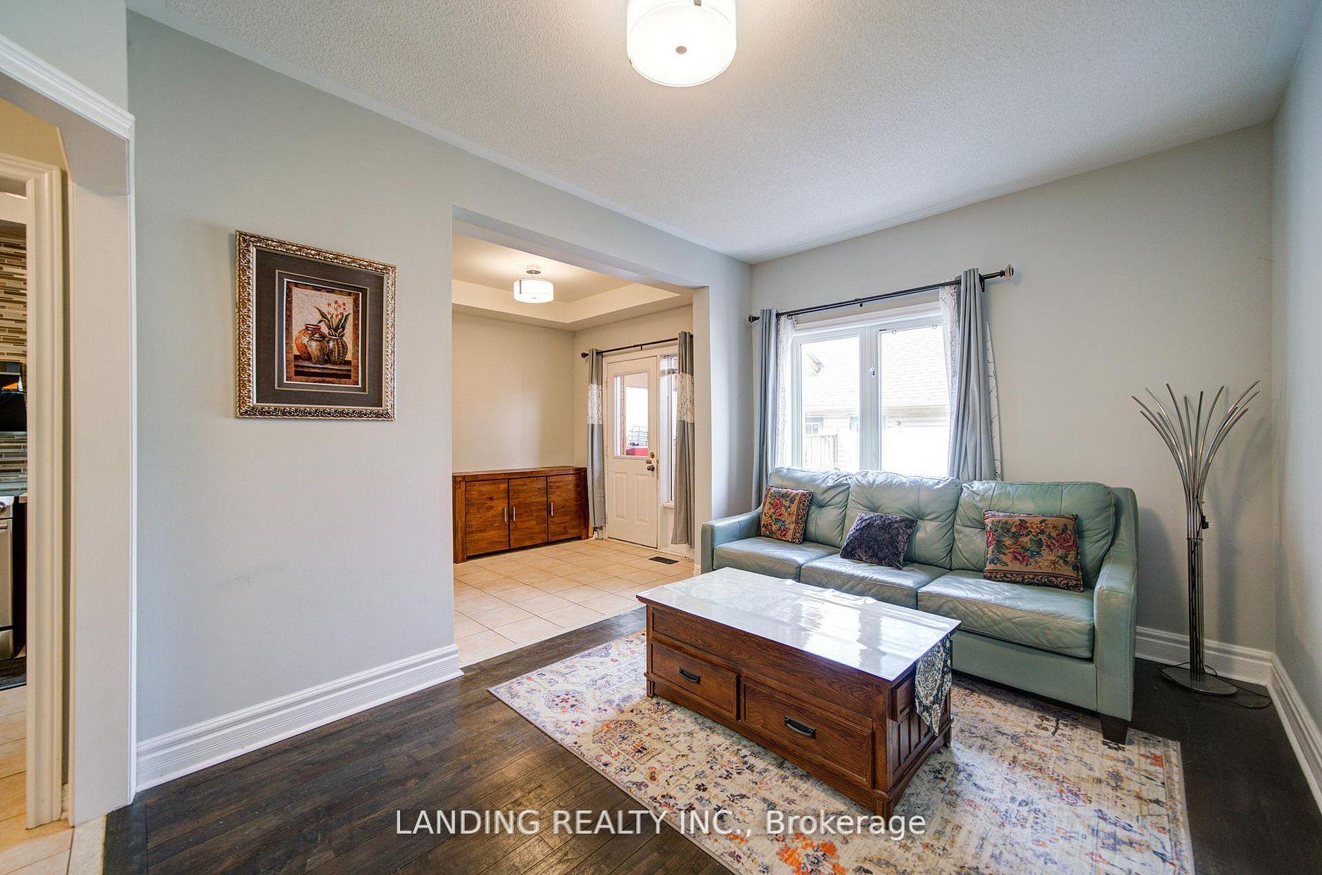 Photo 35 of 36 John Gary Drive, Markham, Village Green-South Unionville — HOMEH