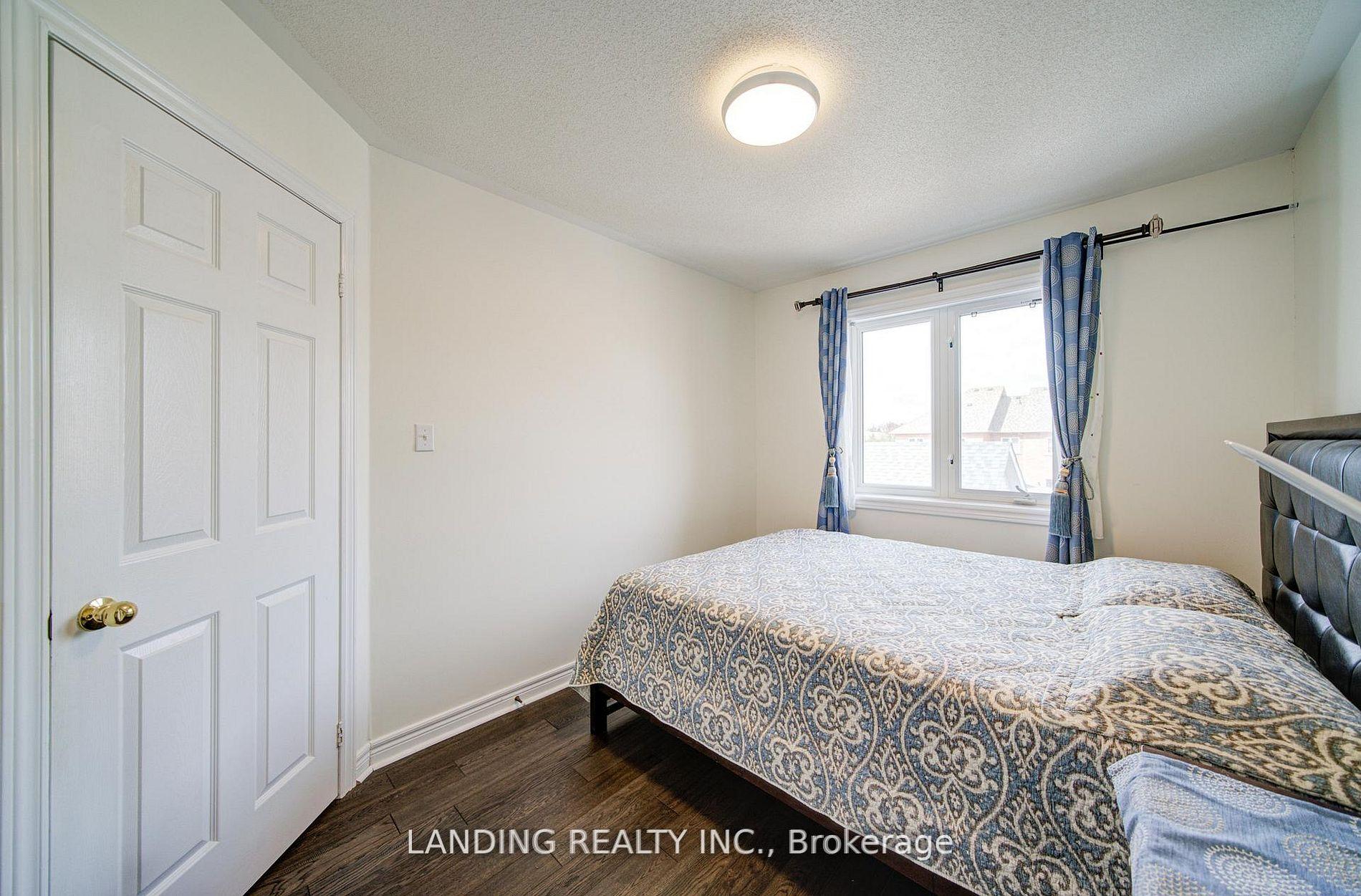 Photo 37 of 36 John Gary Drive, Markham, Village Green-South Unionville — HOMEH