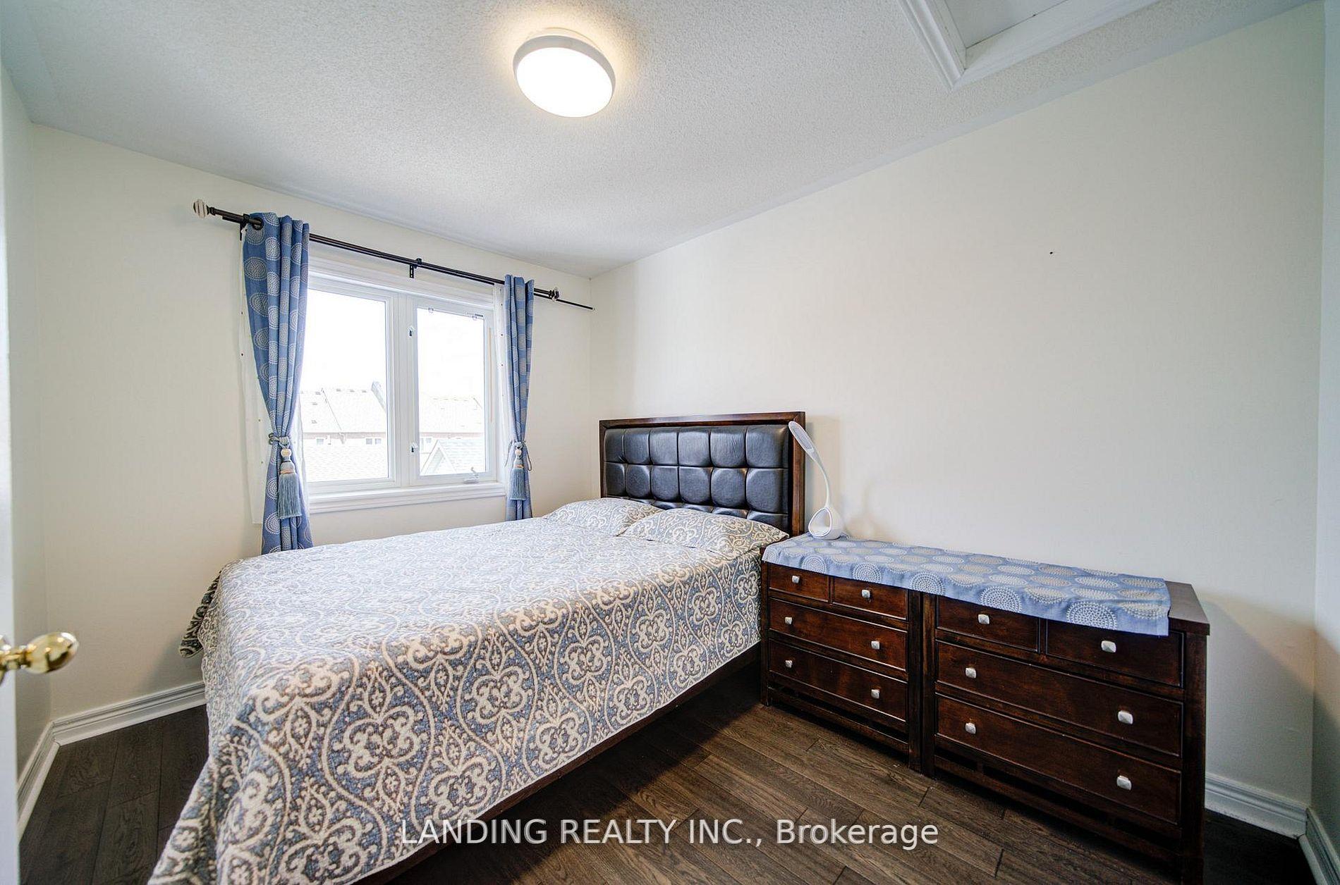 Photo 39 of 36 John Gary Drive, Markham, Village Green-South Unionville — HOMEH