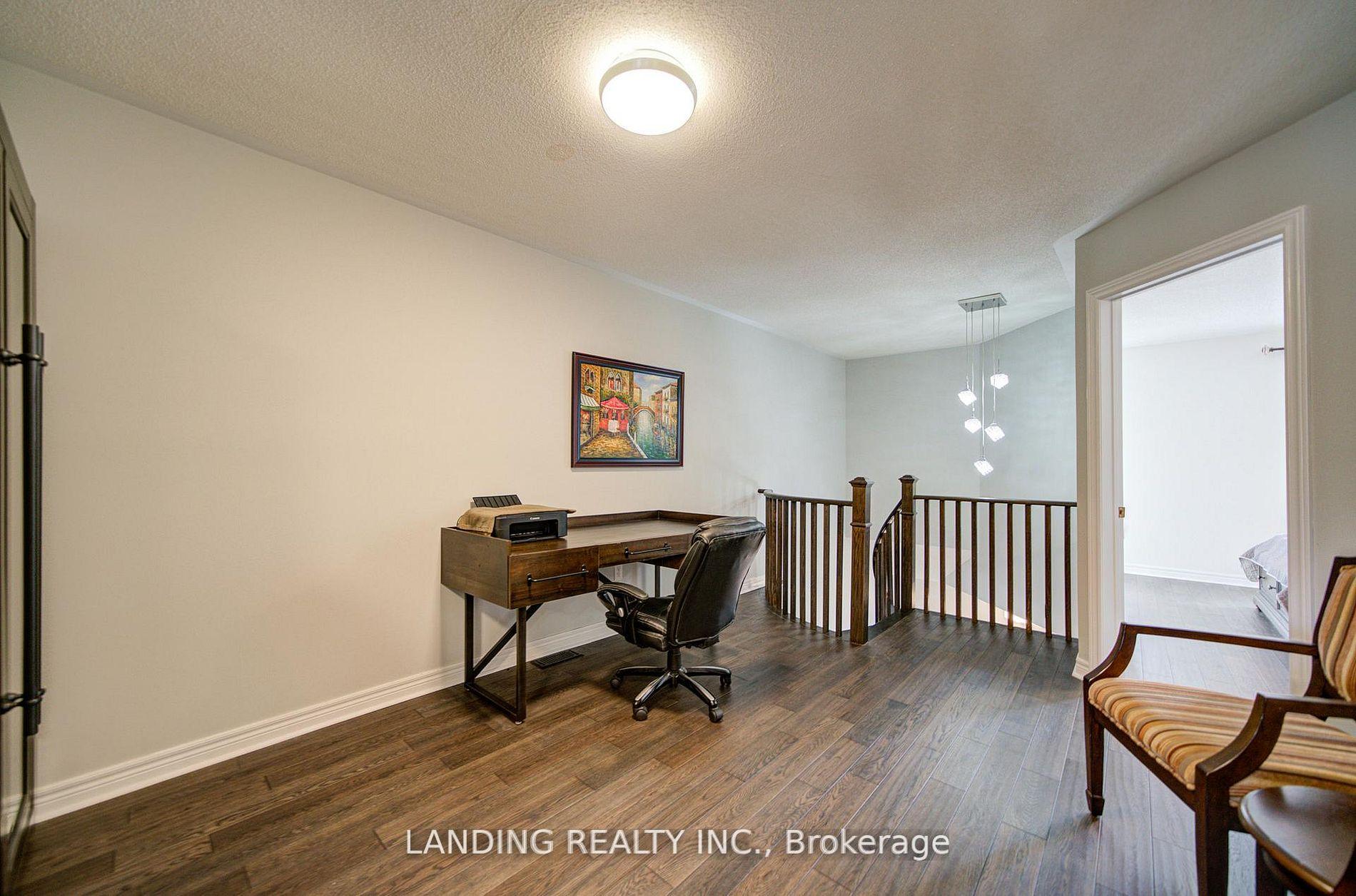 Photo 40 of 36 John Gary Drive, Markham, Village Green-South Unionville — HOMEH
