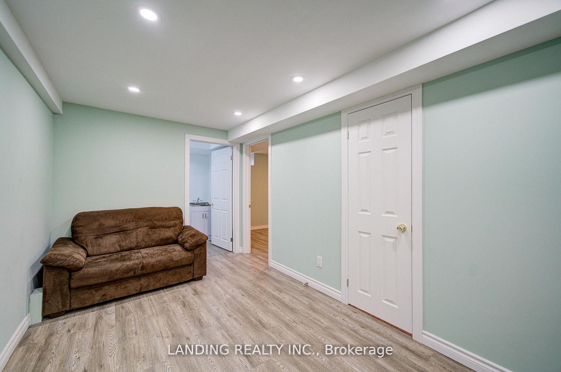 Photo 45 of 36 John Gary Drive, Markham, Village Green-South Unionville — HOMEH