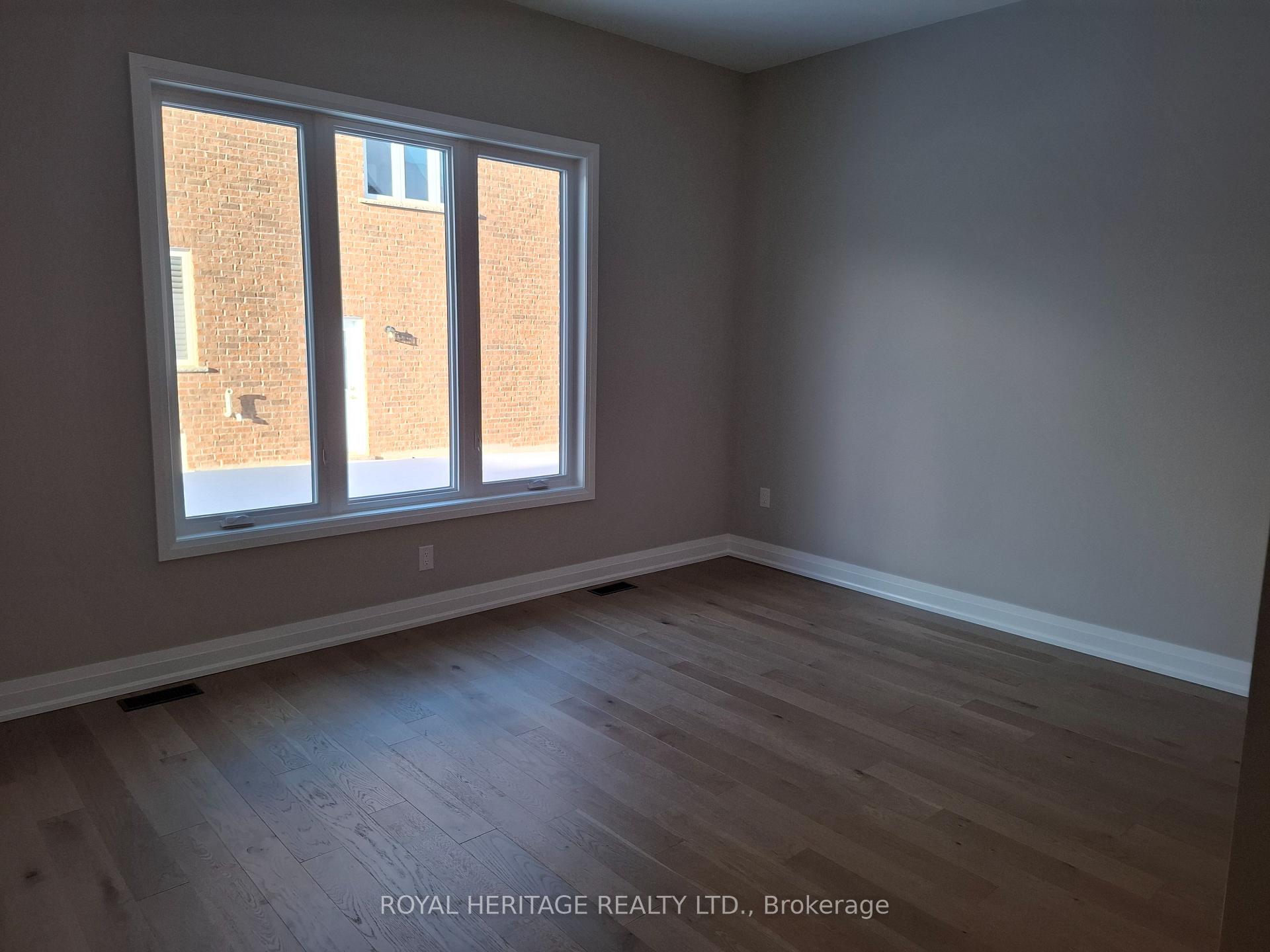 Photo 10 of 8 St Augustine Drive, Whitby, Brooklin — HOMEH