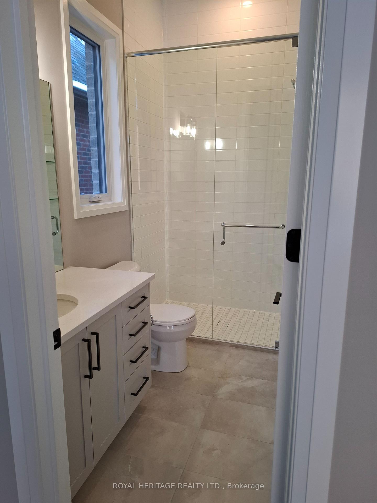Photo 12 of 8 St Augustine Drive, Whitby, Brooklin — HOMEH