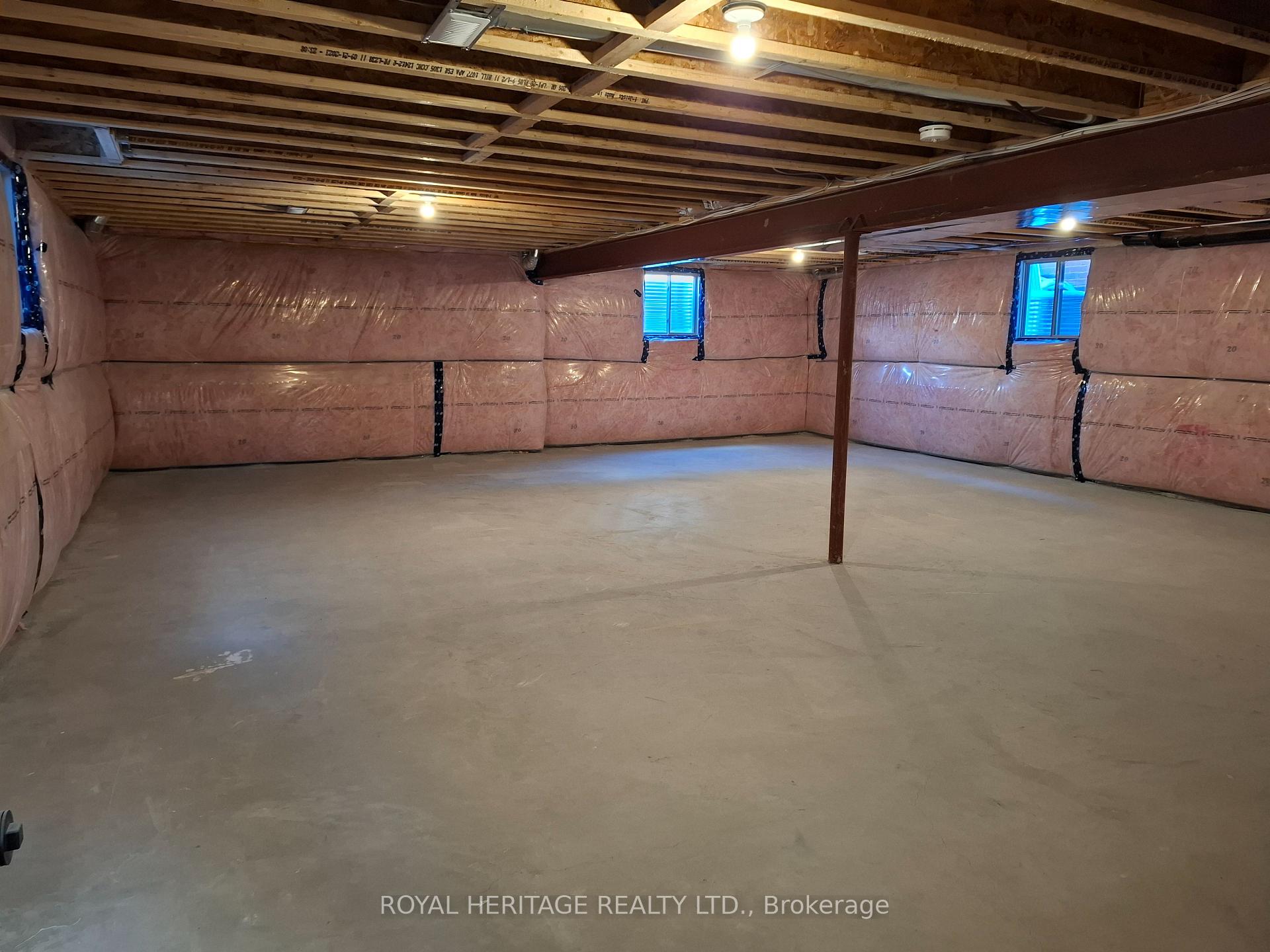 Photo 13 of 8 St Augustine Drive, Whitby, Brooklin — HOMEH