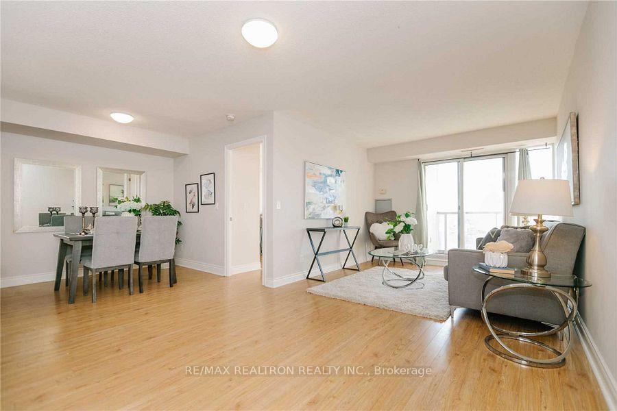 Photo 6 of Unit 501, 7 North Park Road, Vaughan, Beverley Glen — HOMEH