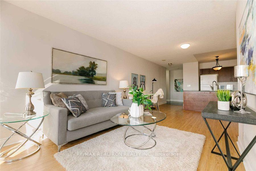 Photo 8 of Unit 501, 7 North Park Road, Vaughan, Beverley Glen — HOMEH