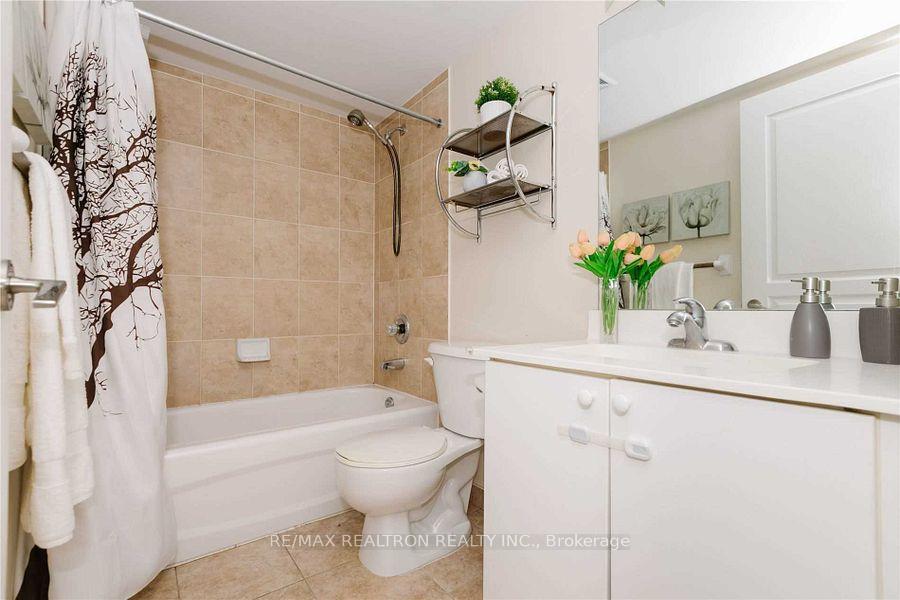 Photo 13 of Unit 501, 7 North Park Road, Vaughan, Beverley Glen — HOMEH