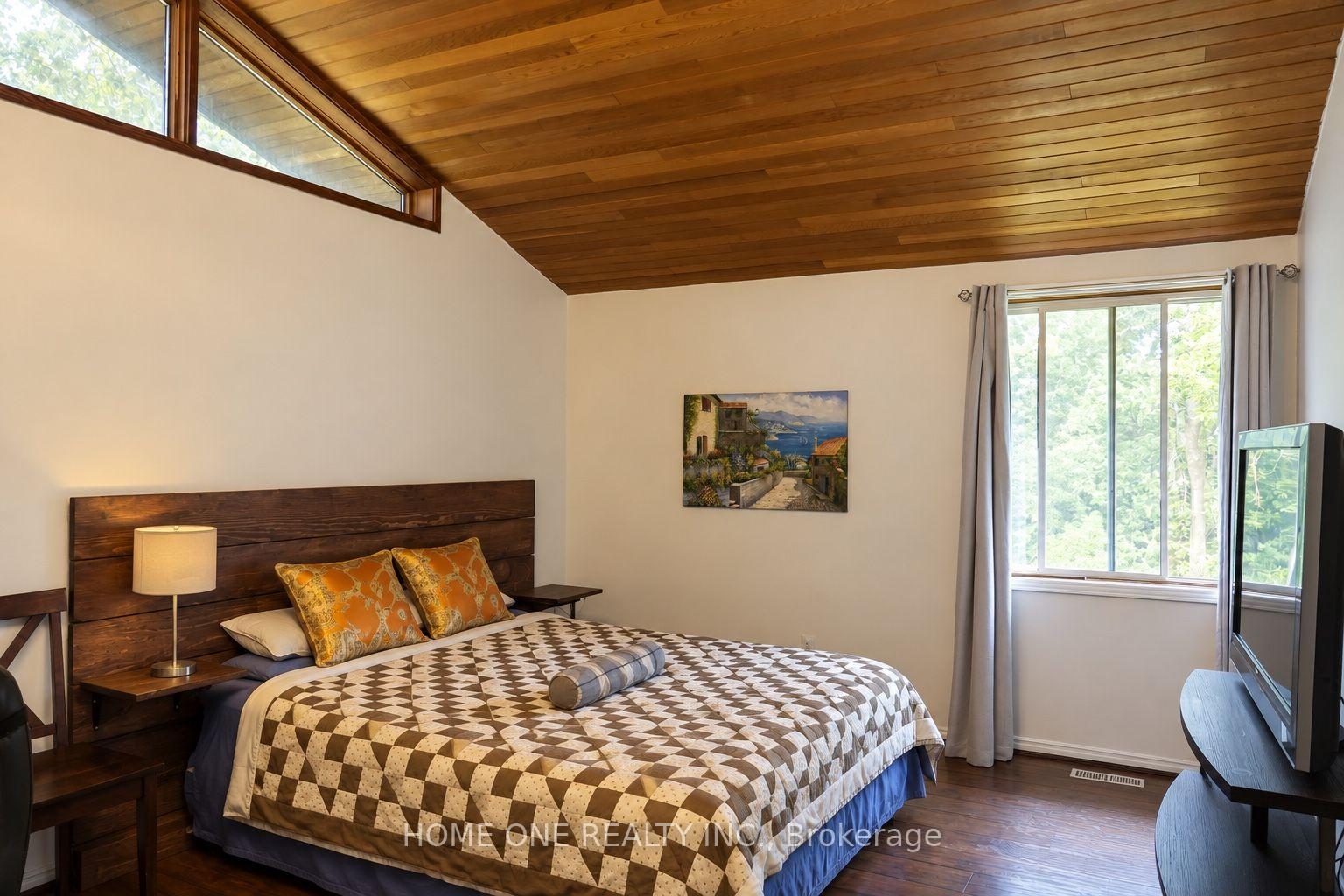 Photo 7 of 10934 Warden Avenue, Markham, Victoria Square — HOMEH
