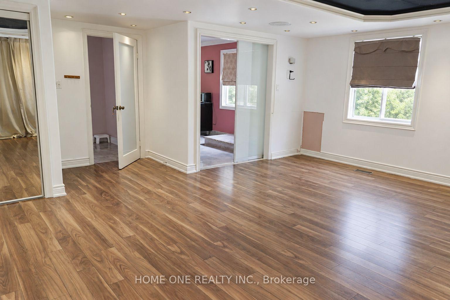 Photo 11 of 10934 Warden Avenue, Markham, Victoria Square — HOMEH