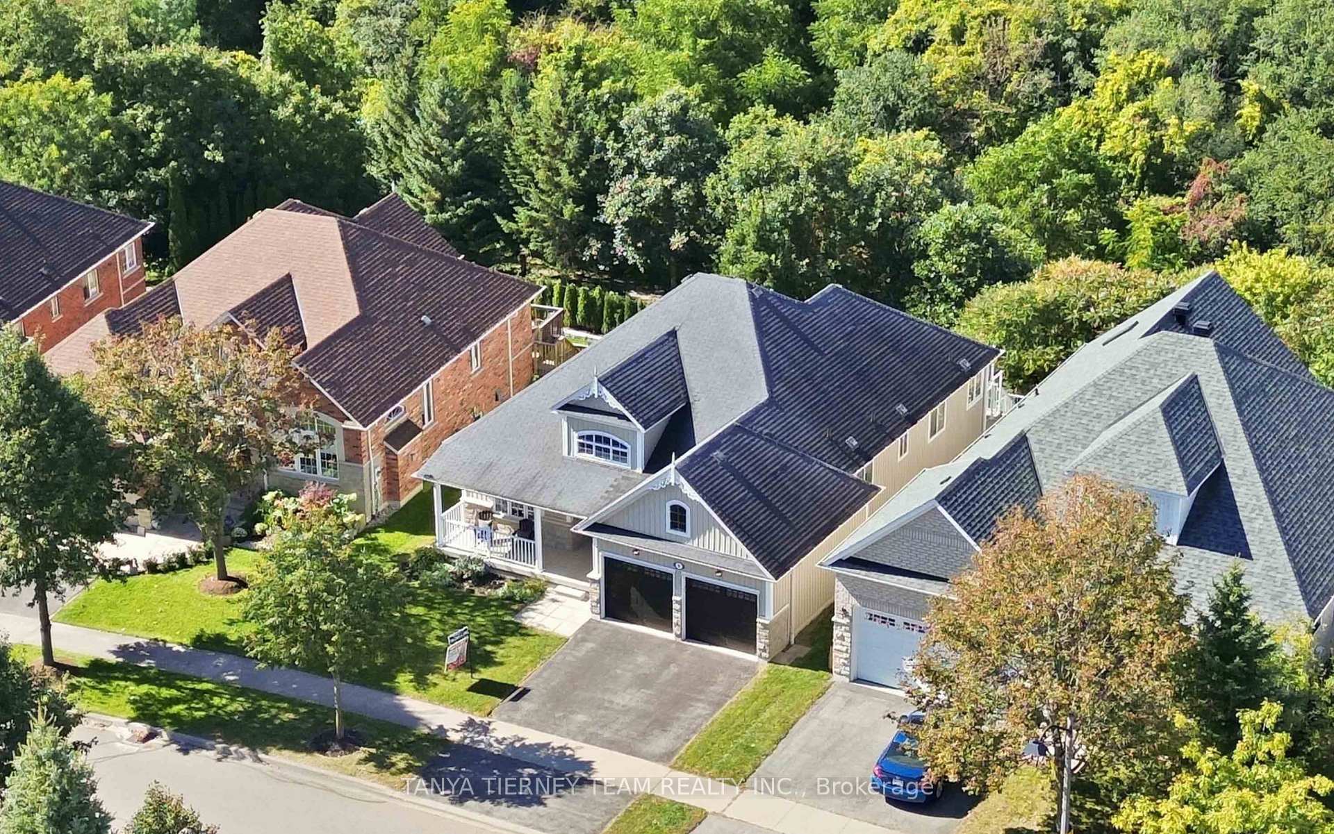 Photo of 4 Branthaven Court