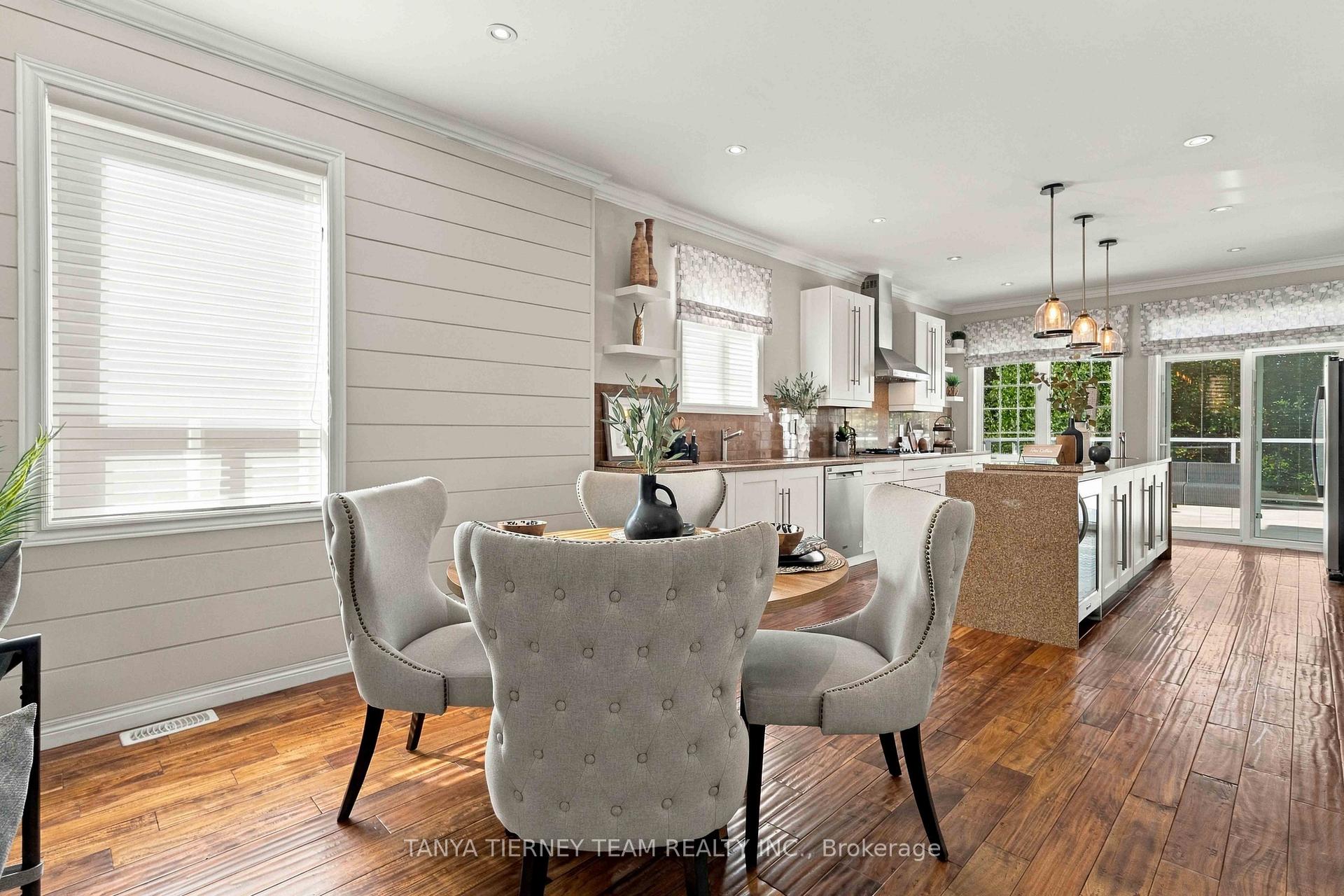 Photo 13 of 4 Branthaven Court, Whitby, Brooklin — HOMEH