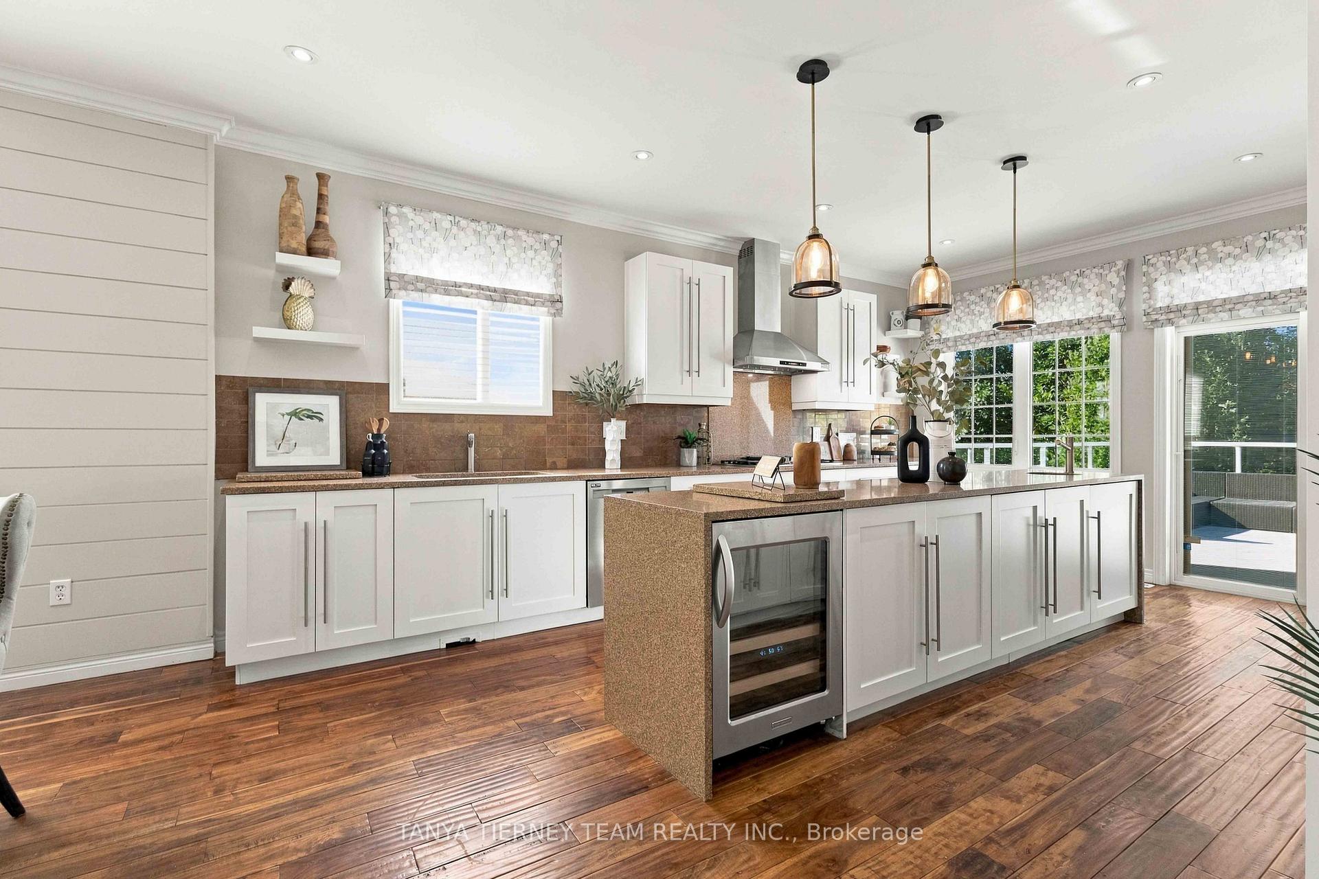 Photo 17 of 4 Branthaven Court, Whitby, Brooklin — HOMEH