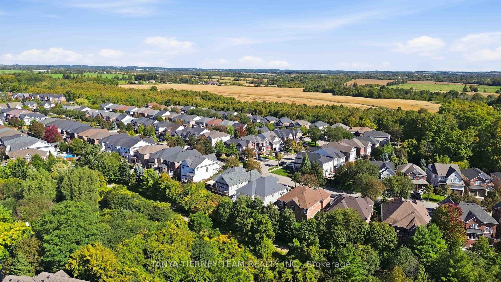 Photo 65 of 4 Branthaven Court, Whitby, Brooklin — HOMEH