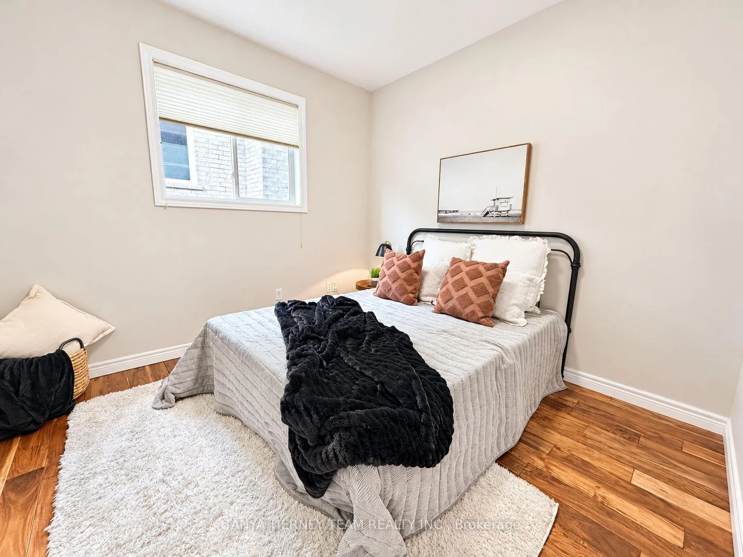 Photo 36 of 4 Branthaven Court, Whitby, Brooklin — HOMEH