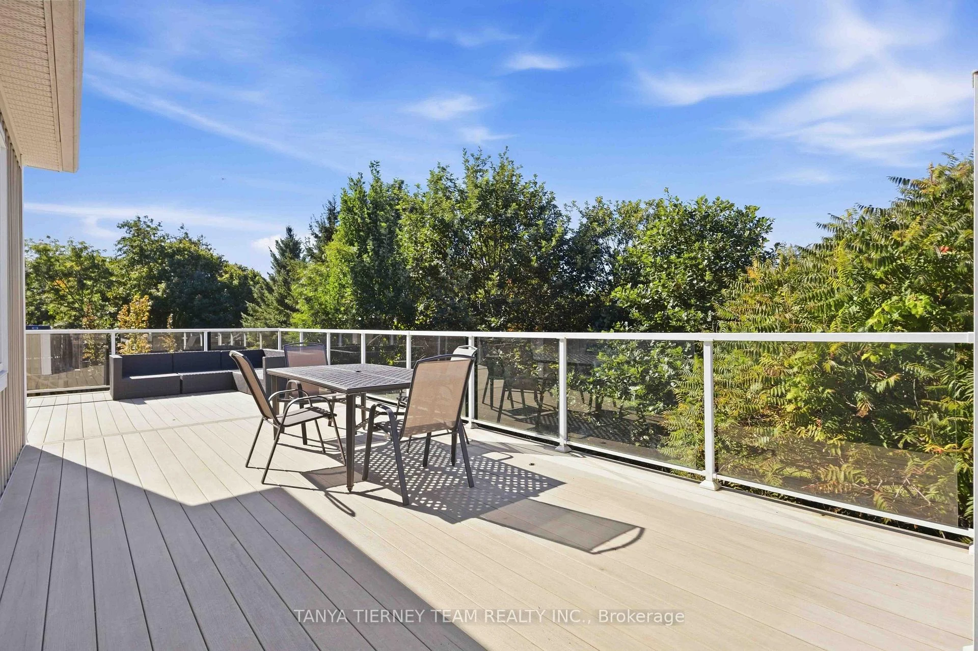 Photo 62 of 4 Branthaven Court, Whitby, Brooklin — HOMEH