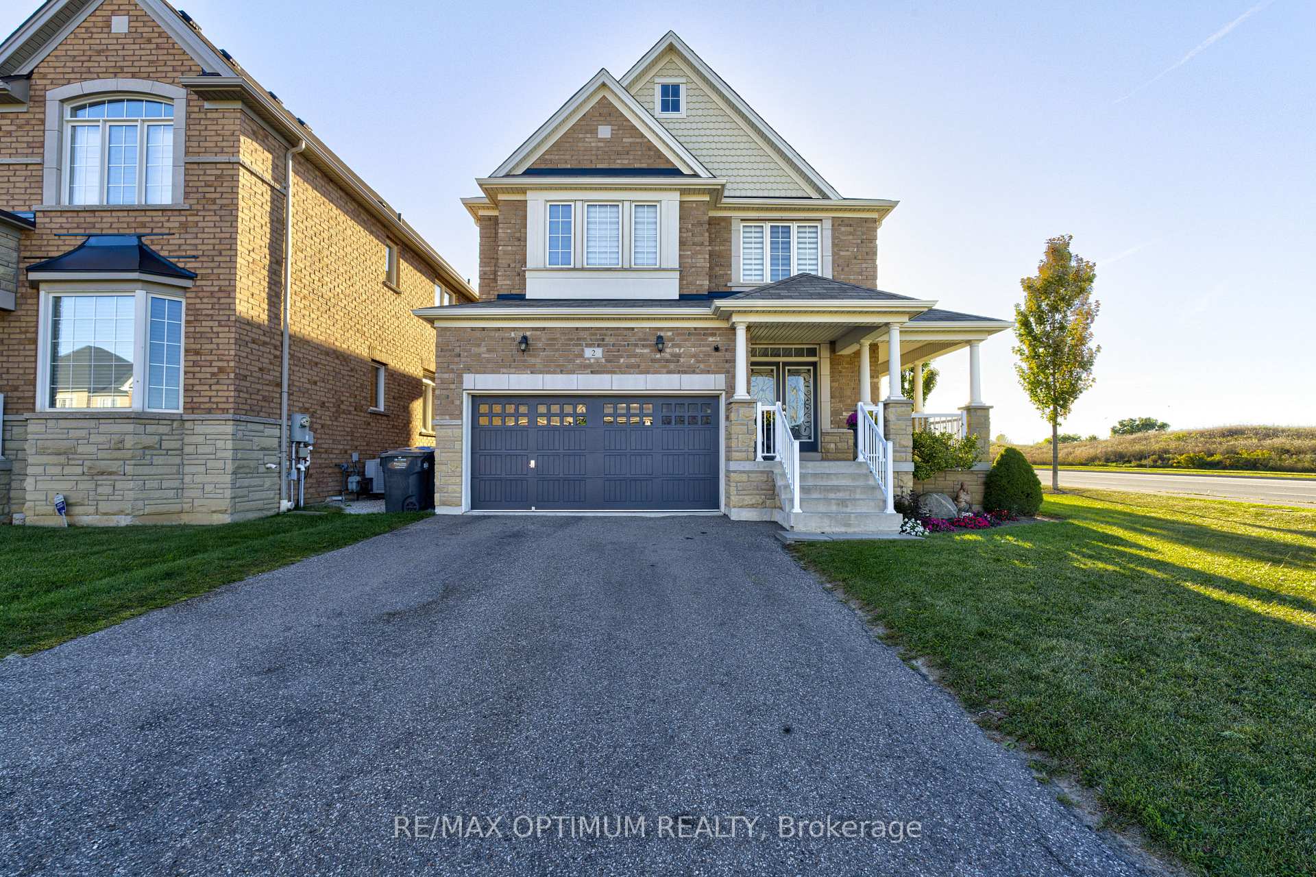 Photo 2 of 2 Stonecrop Road, Brampton, Bram West — HOMEH