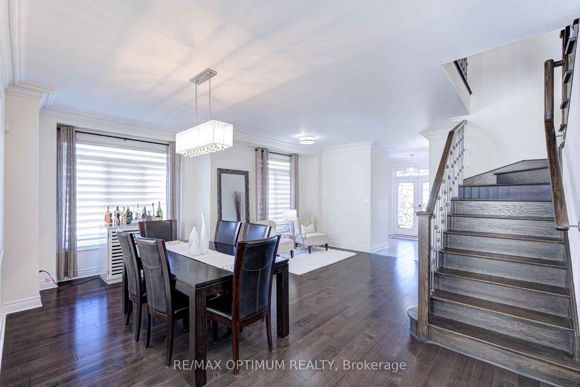 Photo 10 of 2 Stonecrop Road, Brampton, Bram West — HOMEH