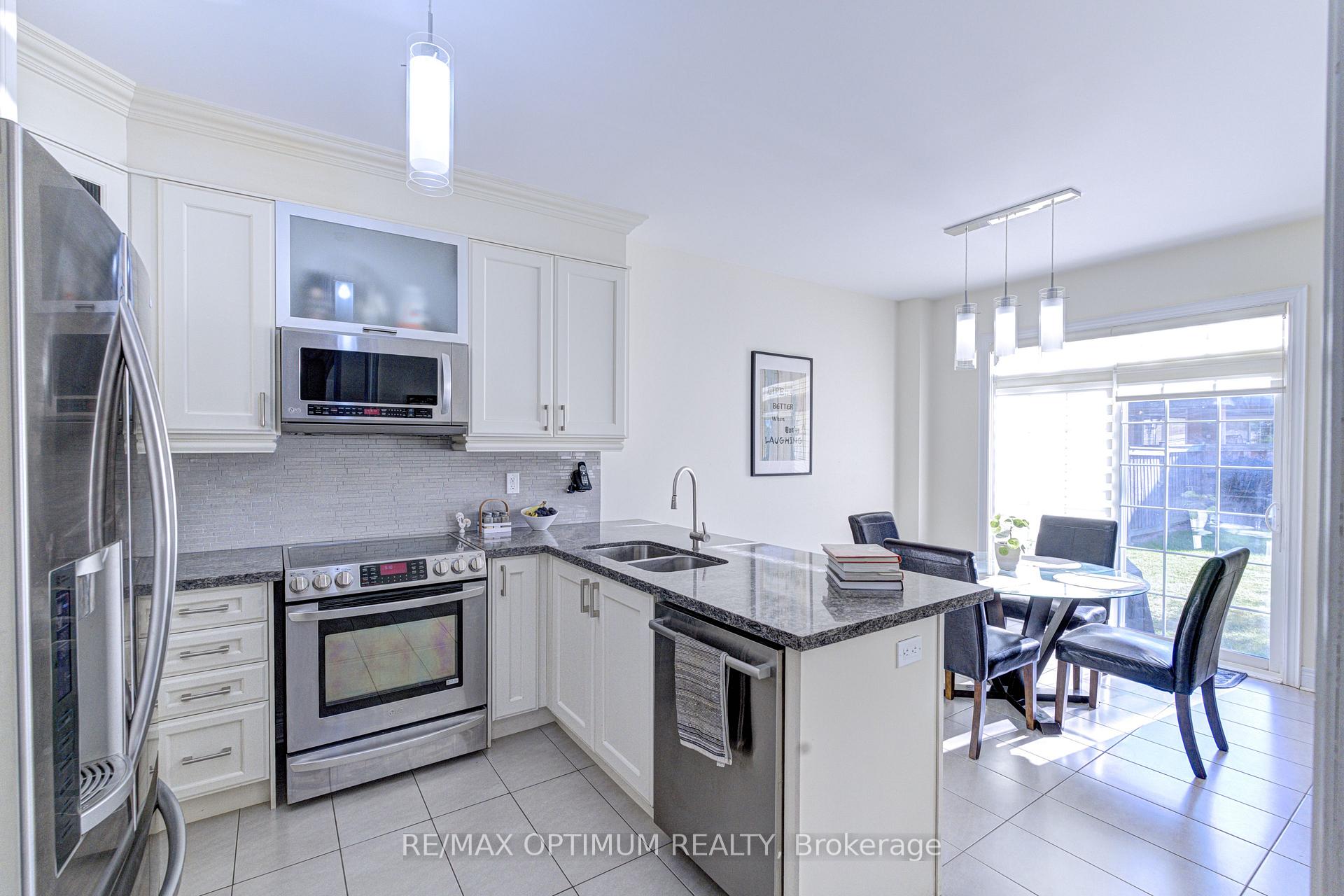 Photo 19 of 2 Stonecrop Road, Brampton, Bram West — HOMEH