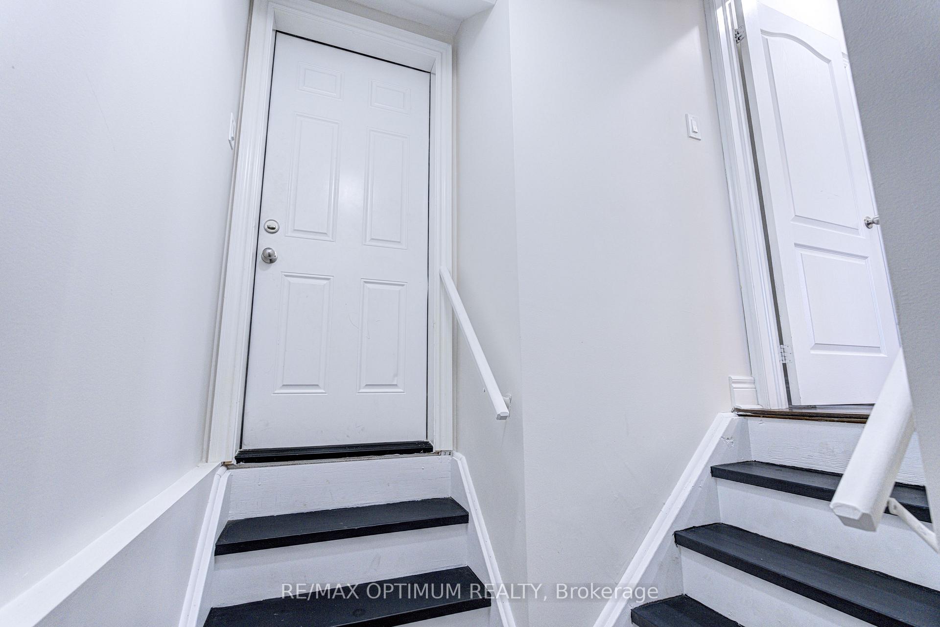 Photo 39 of 2 Stonecrop Road, Brampton, Bram West — HOMEH
