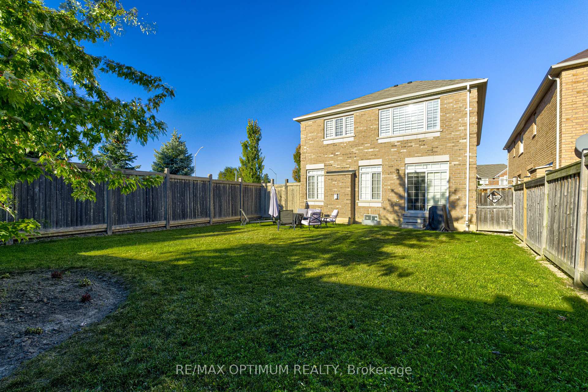 Photo 46 of 2 Stonecrop Road, Brampton, Bram West — HOMEH