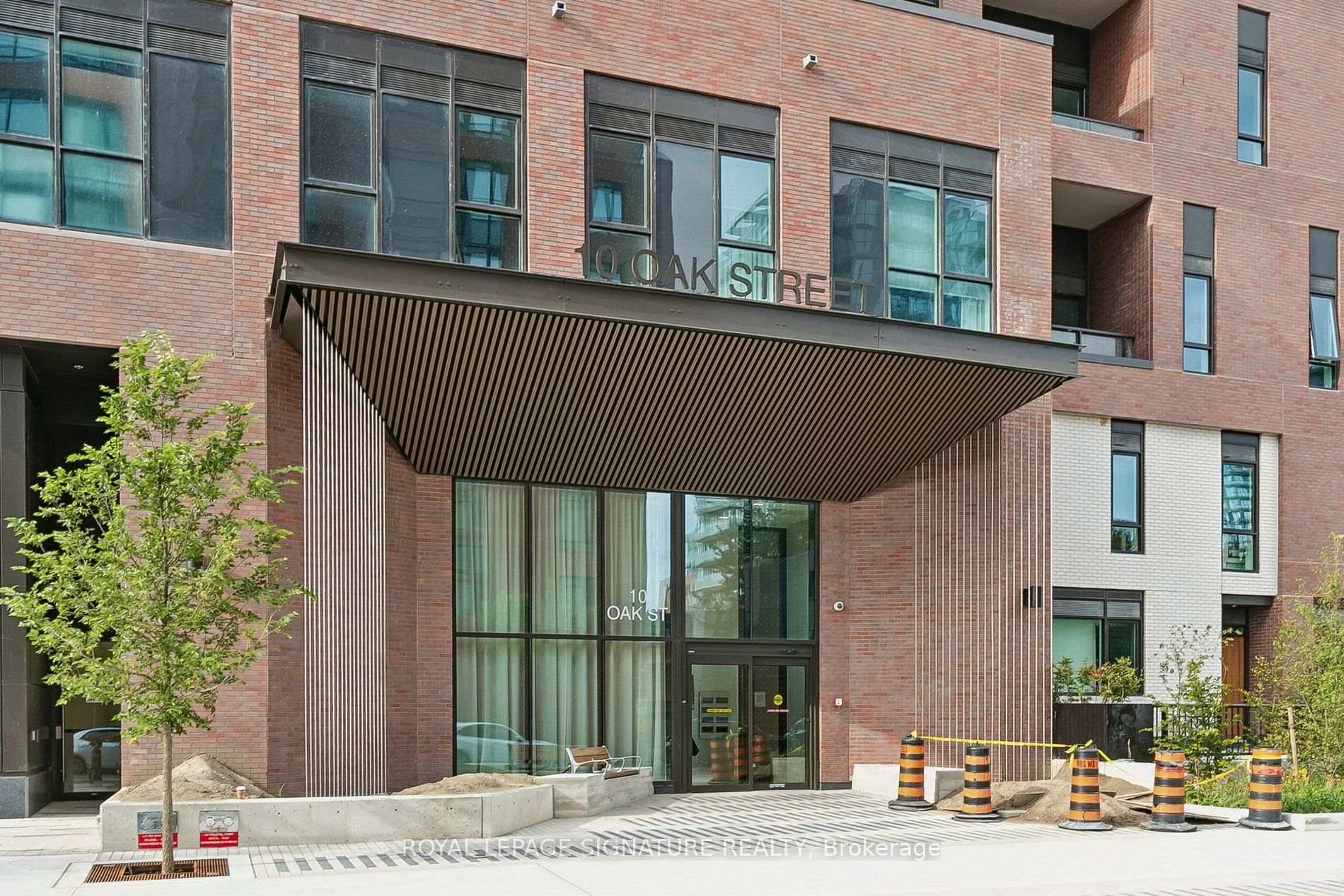 Photo 2 of Unit 809, 10 Oak Street, Toronto, Regent Park — HOMEH