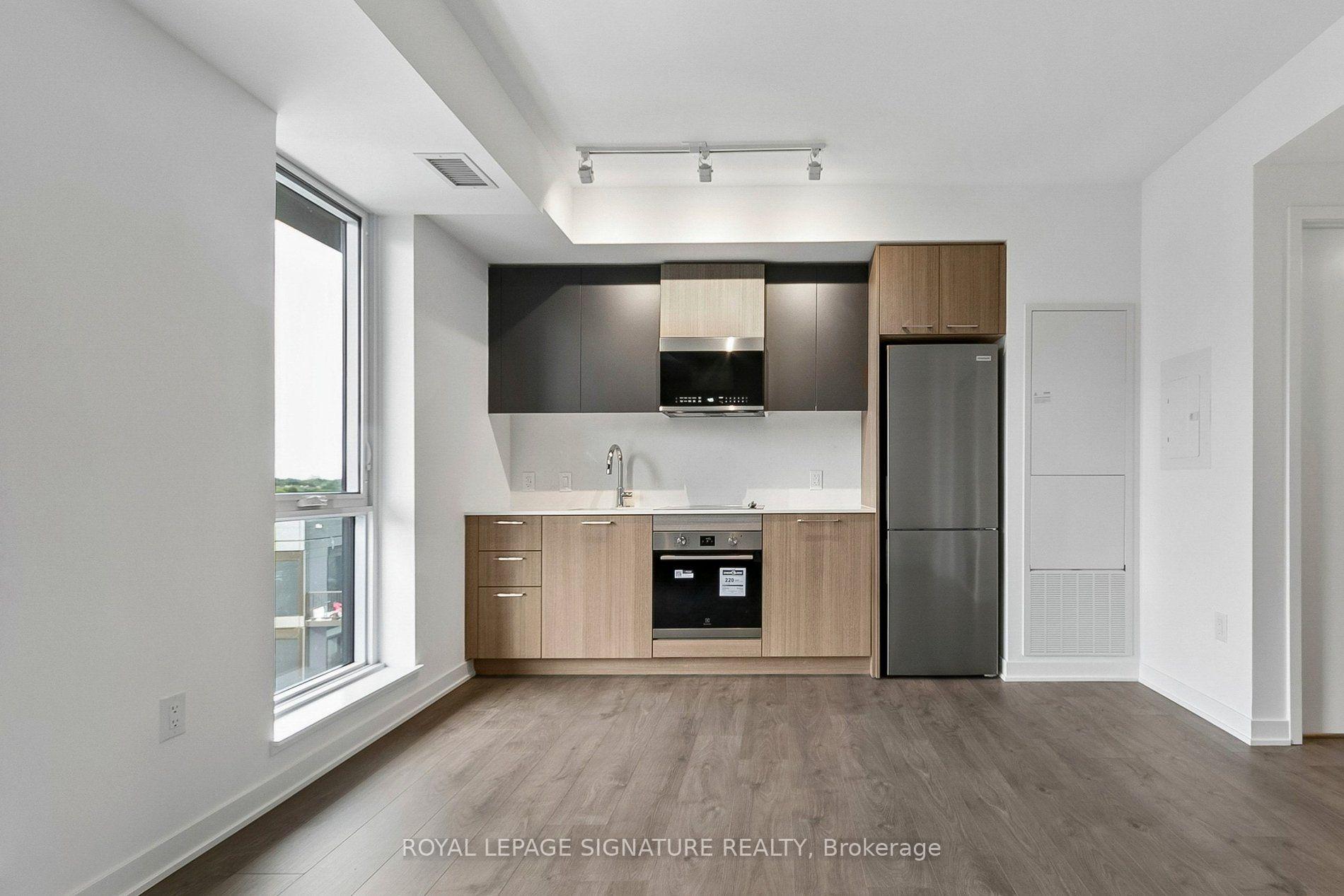 Photo 5 of Unit 809, 10 Oak Street, Toronto, Regent Park — HOMEH