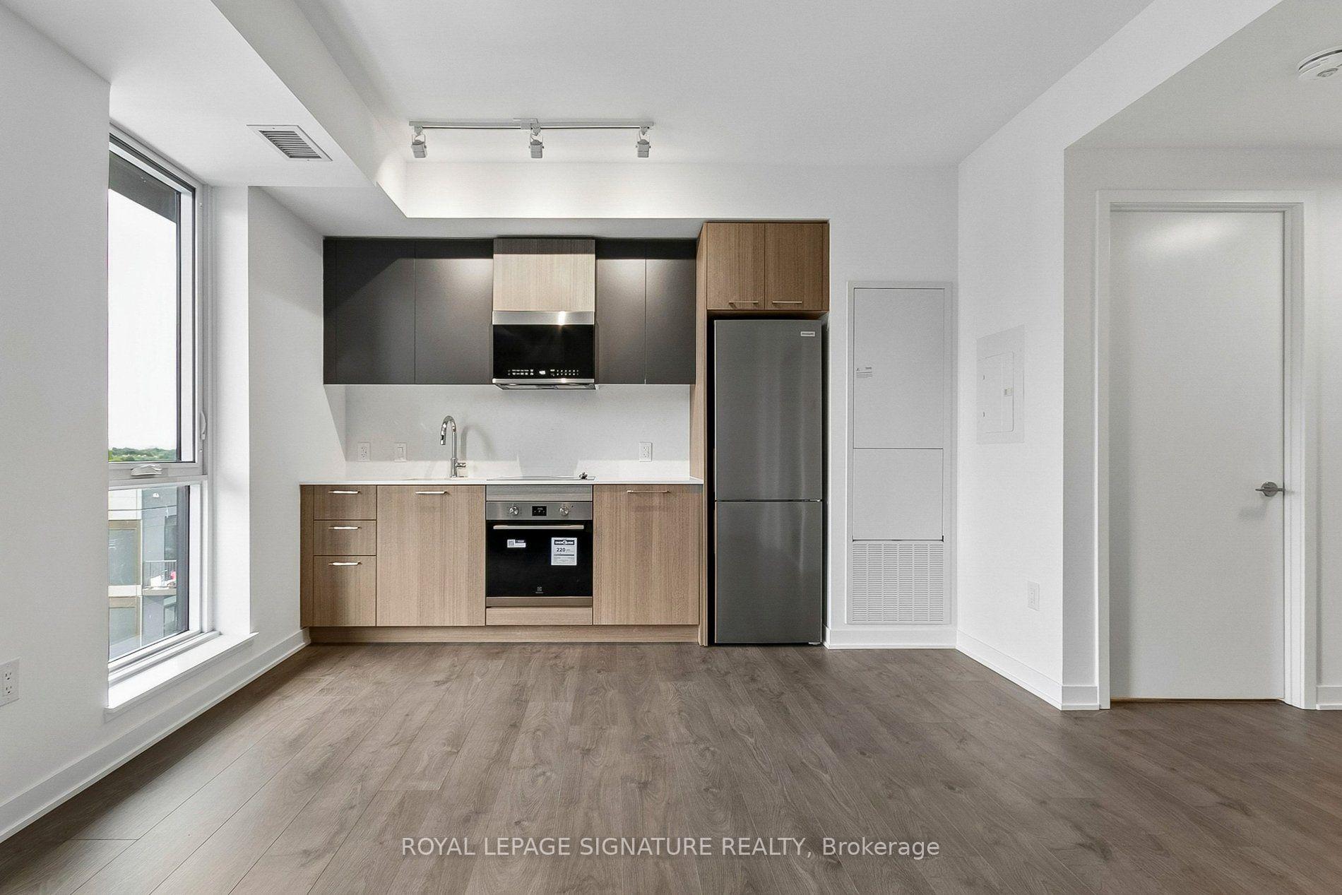 Photo 6 of Unit 809, 10 Oak Street, Toronto, Regent Park — HOMEH