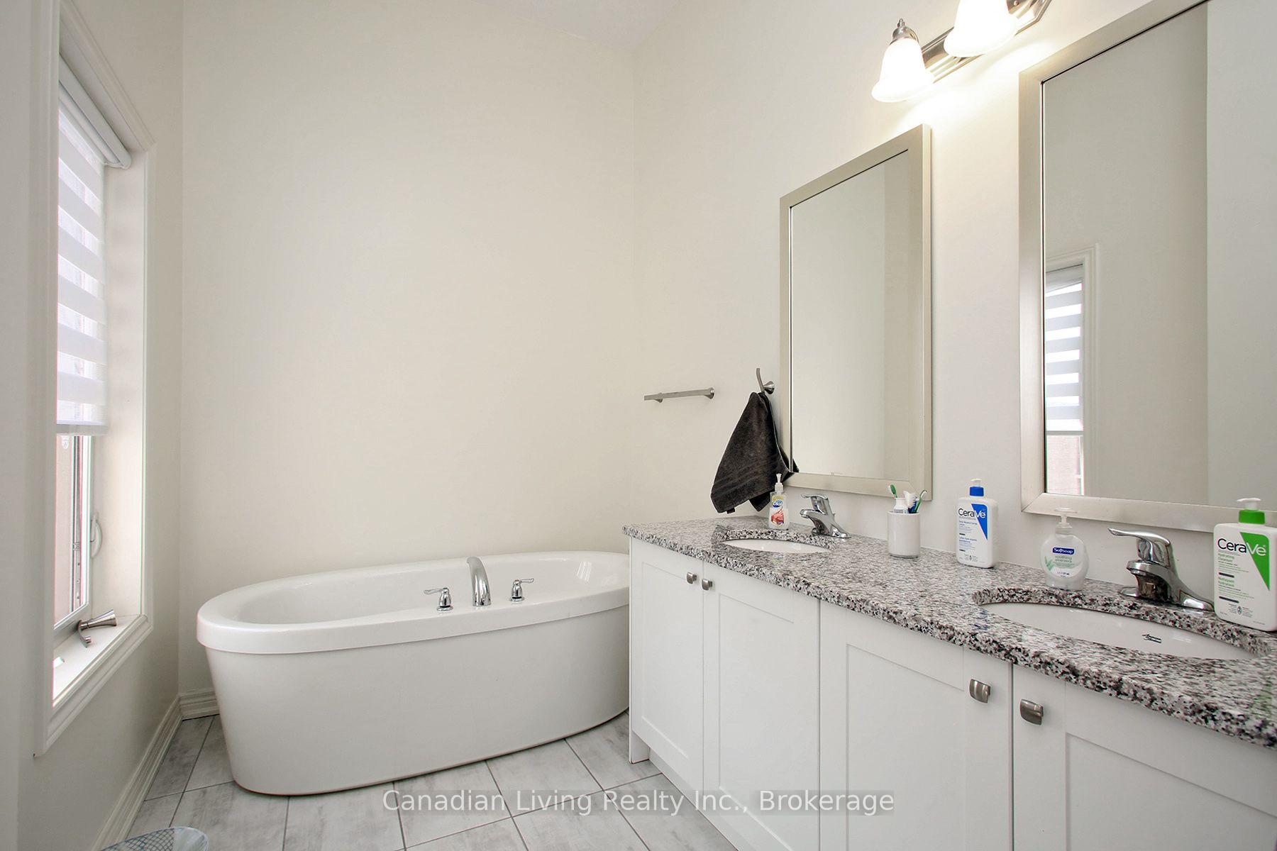 Photo 28 of 9450 Bayview Avenue, Richmond Hill, Observatory — HOMEH