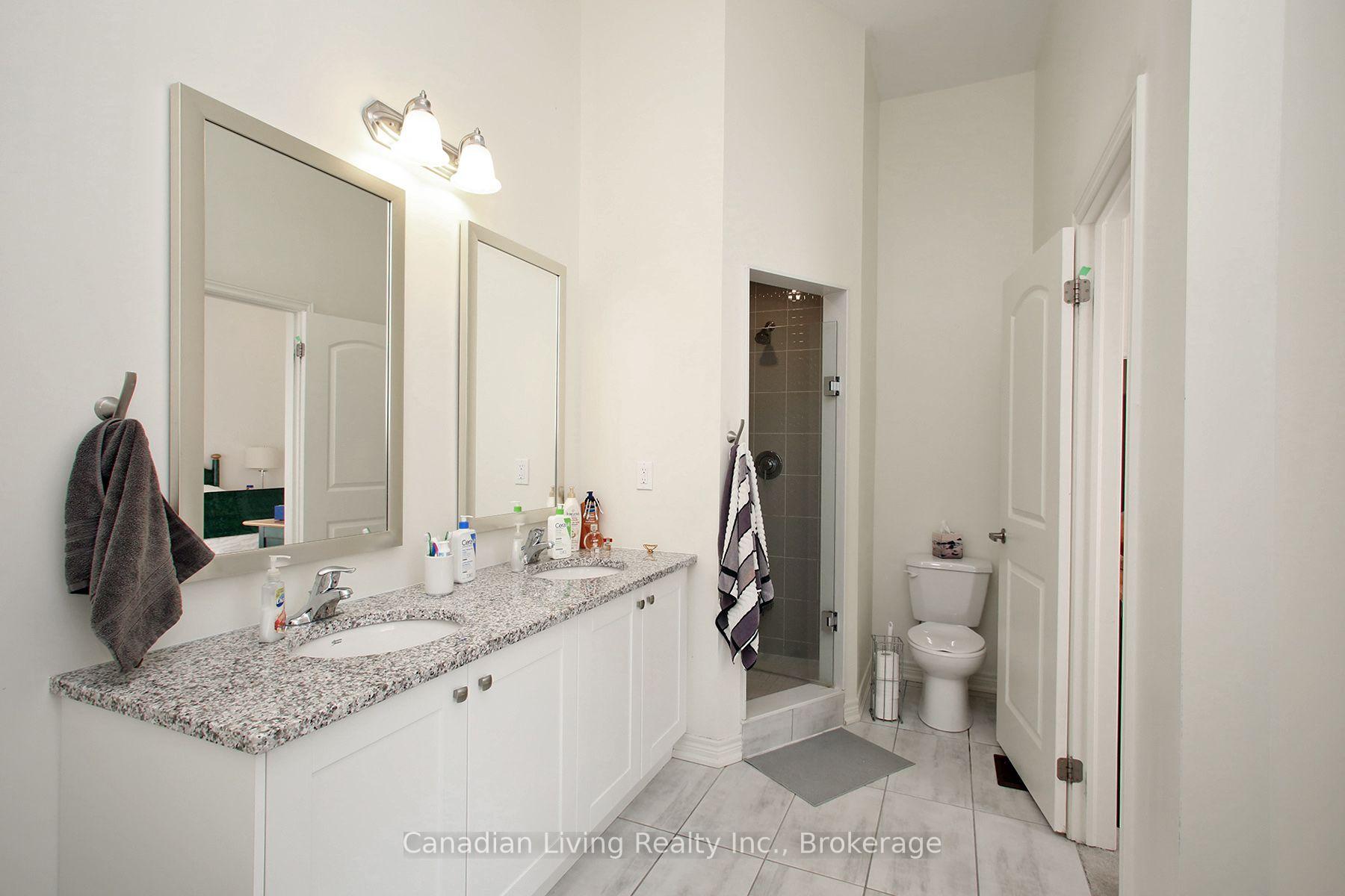 Photo 34 of 9450 Bayview Avenue, Richmond Hill, Observatory — HOMEH
